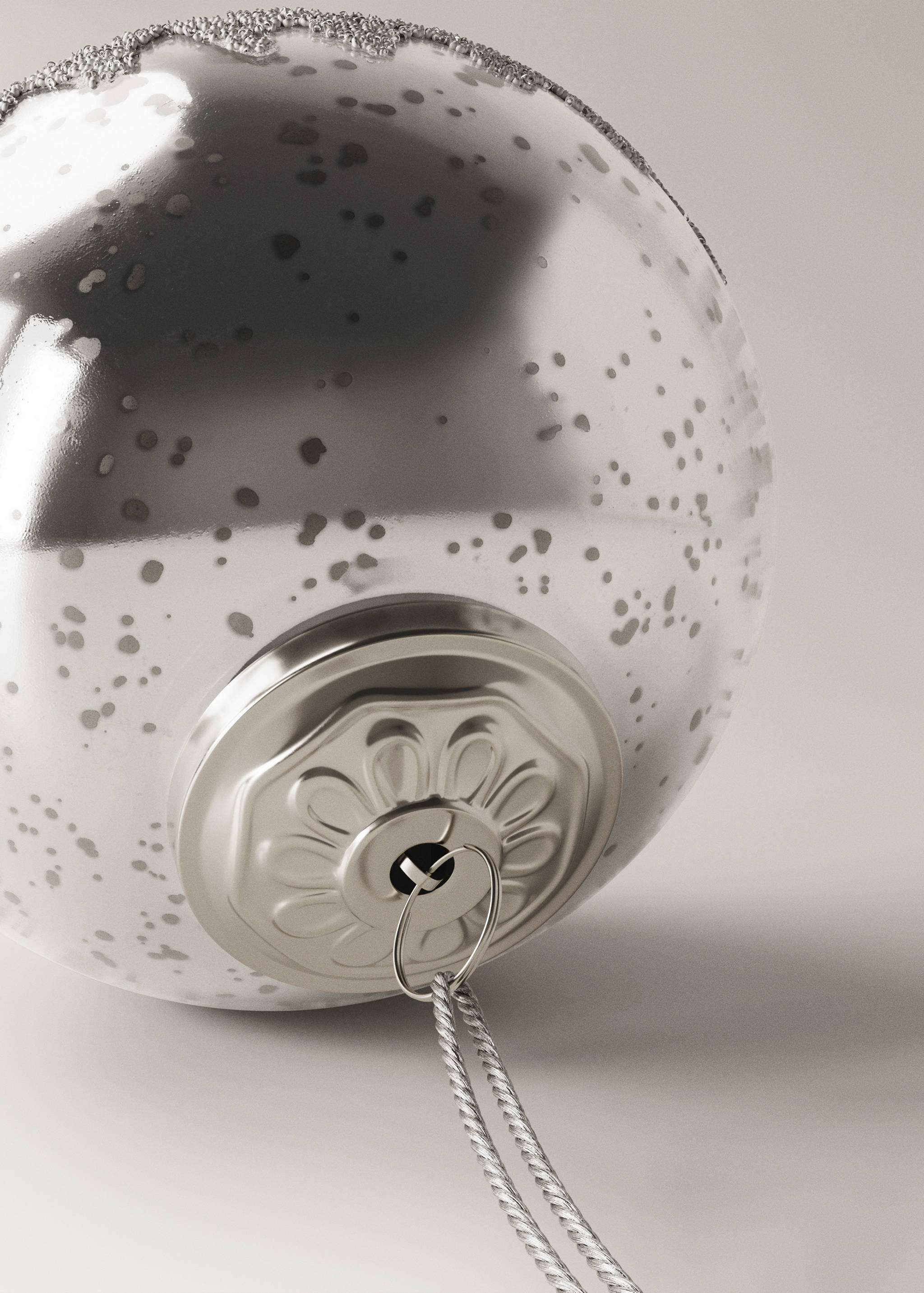 Julgransprydnader med snöflingsdetaljer - Detaljer om artikeln 2