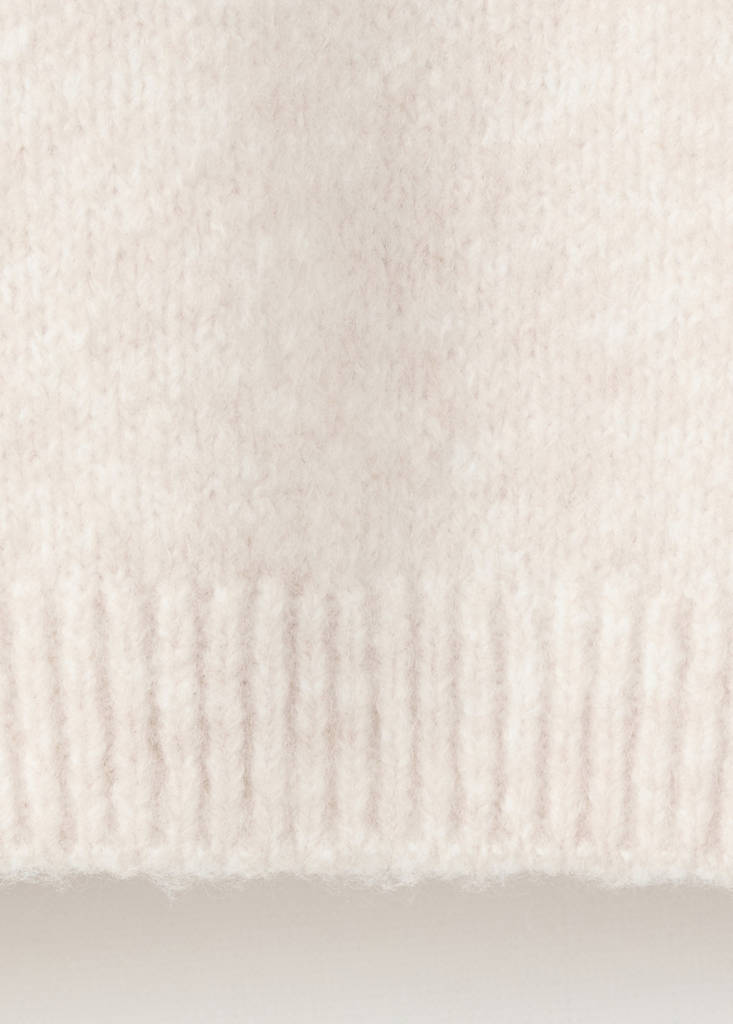 Knit embroidered sweater — Beige