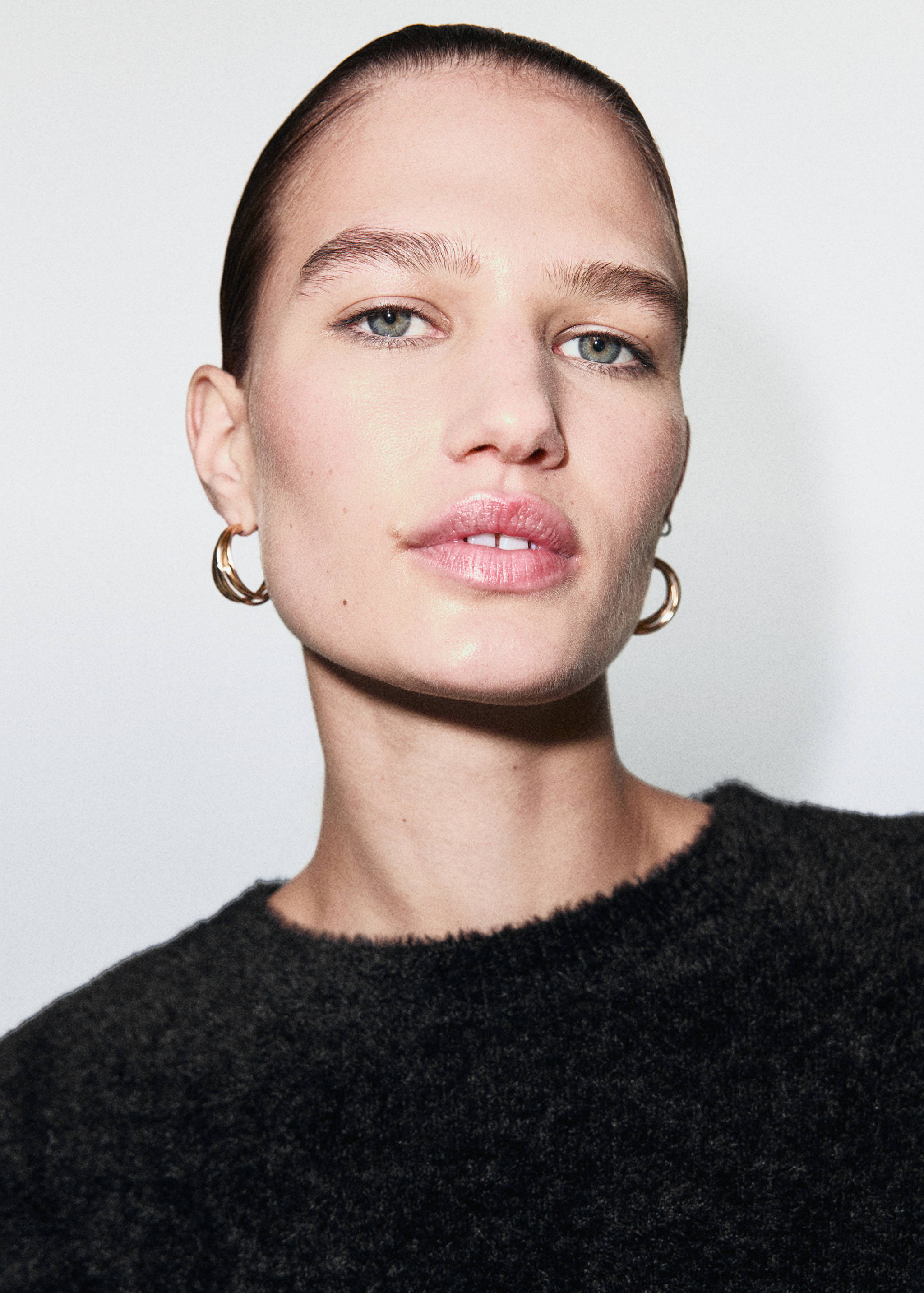 Faux-fur sweater - Details of the article 1