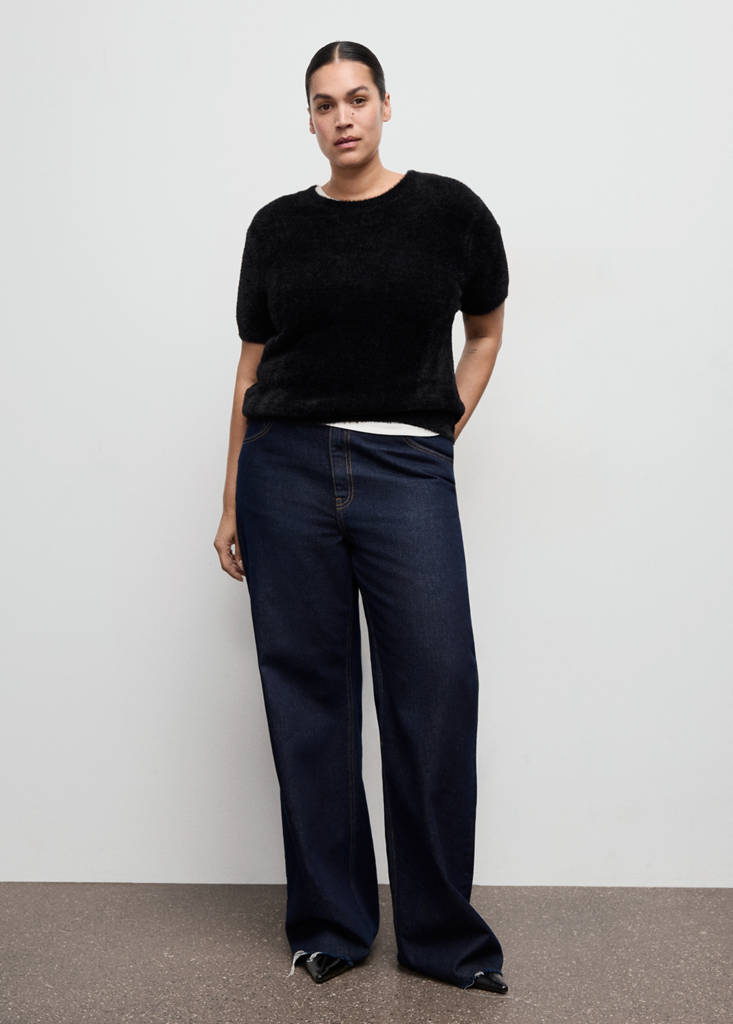 Faux-fur sweater — Black