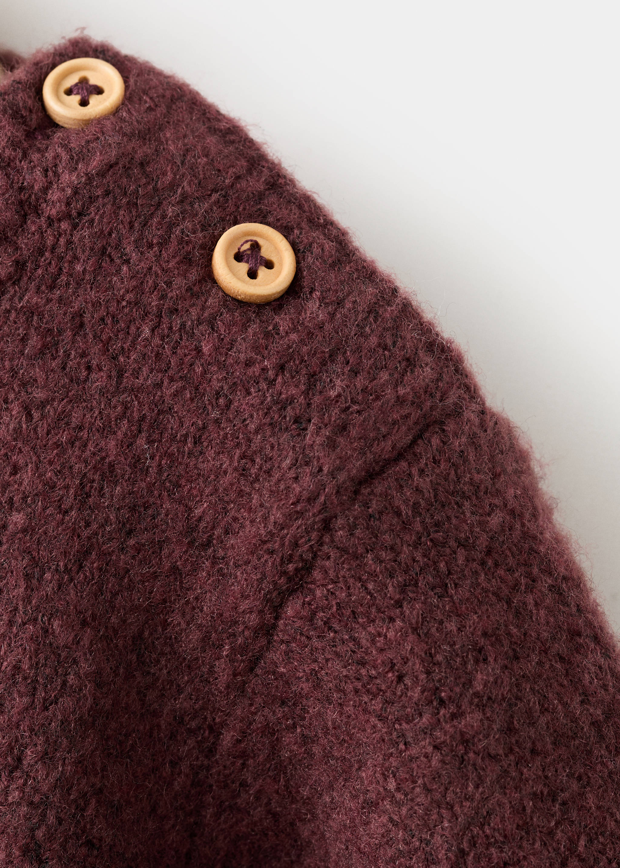 Chunky-knit bear sweater - Details of the article 0