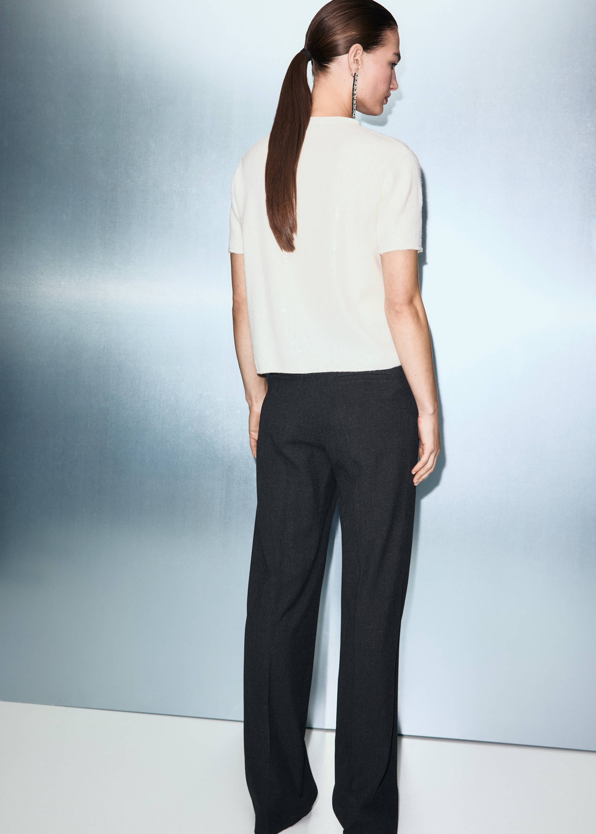 Pull manches courtes à paillettes - Verso de l’article