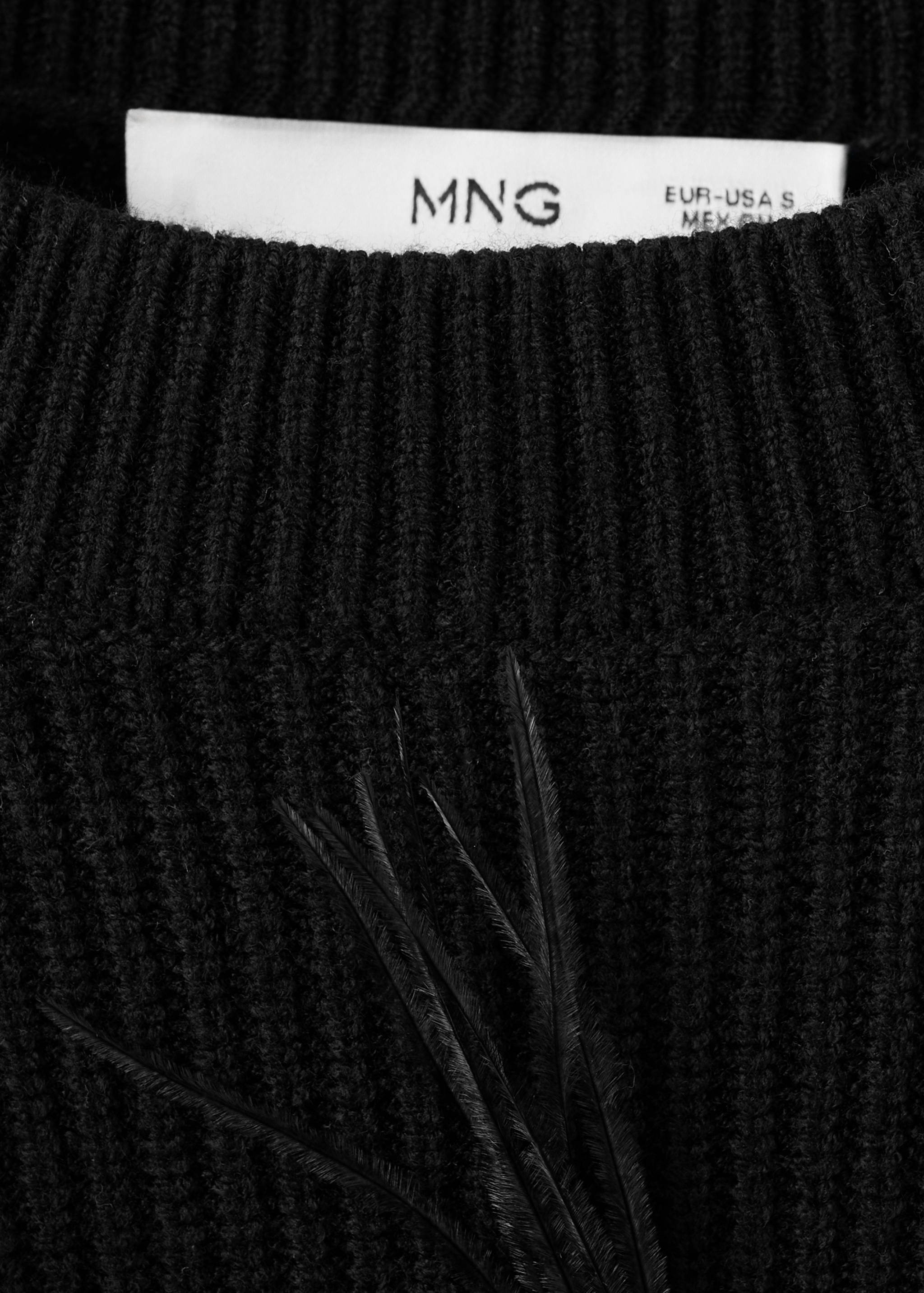 Pullover aus Strick mit Federn - Detail des Artikels 8