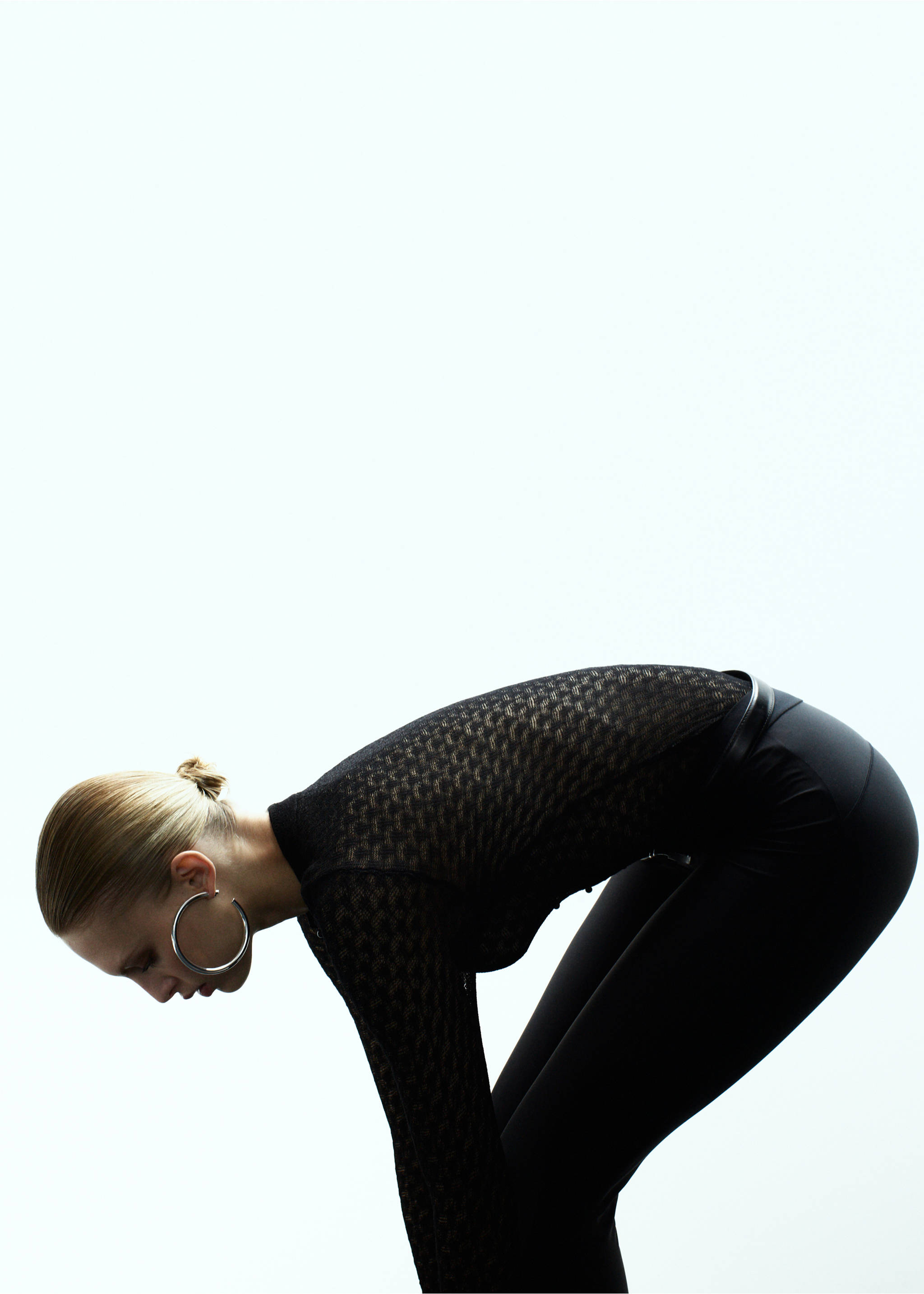 Pull en maille ajourée fermeture perles - Détail de l'article 2, Noir. Ref: 17009133-00.