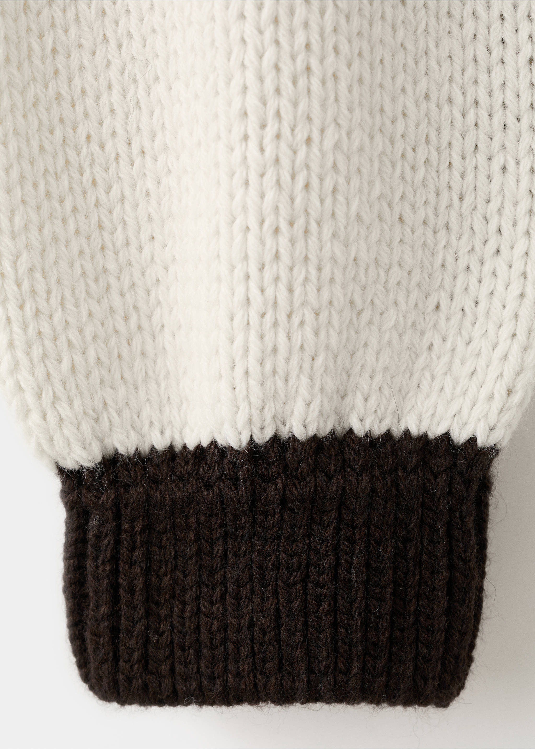 Pull-over en maille à rayures - Détail de l'article 0, Écru. Ref: 17009139-00.