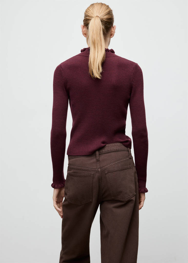 Ribbed sweater with scalloped finishes — Wine