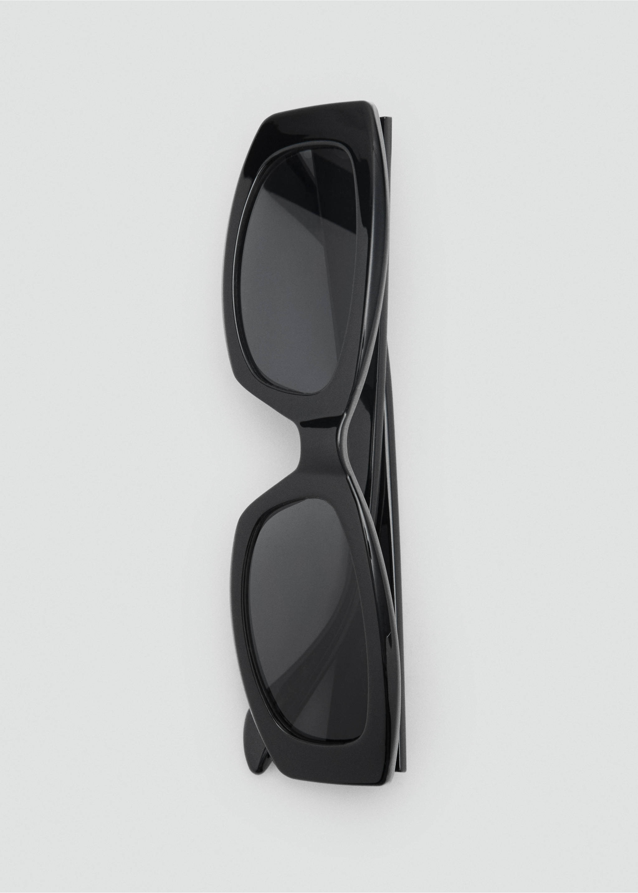 Contrasting rectangular-frame sunglasses - Details of the article 2, Black. Ref: 17011126-00.
