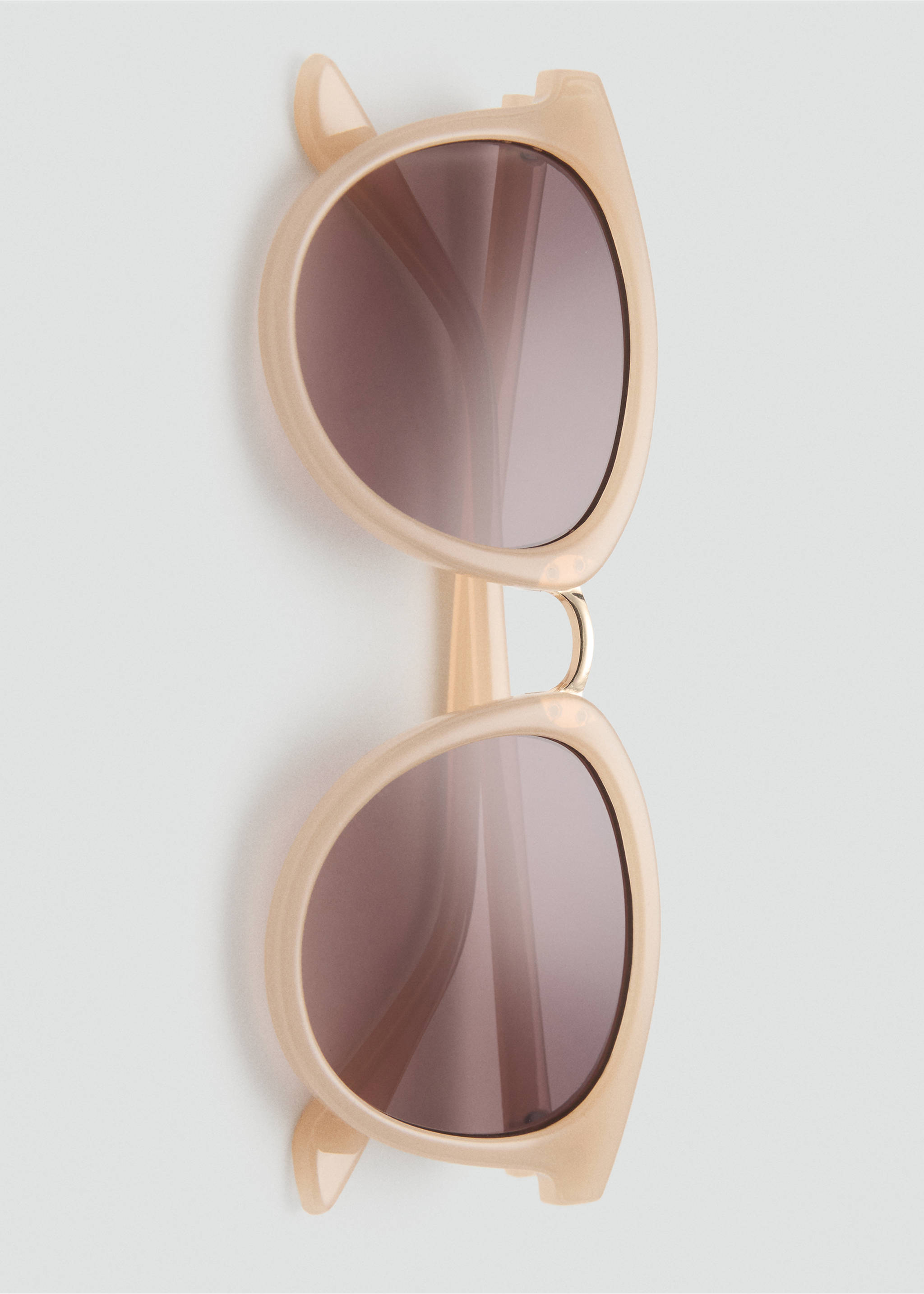 Metal bridge sunglasses - Details of the article 2, Vanilla. Ref: 17011132-00.