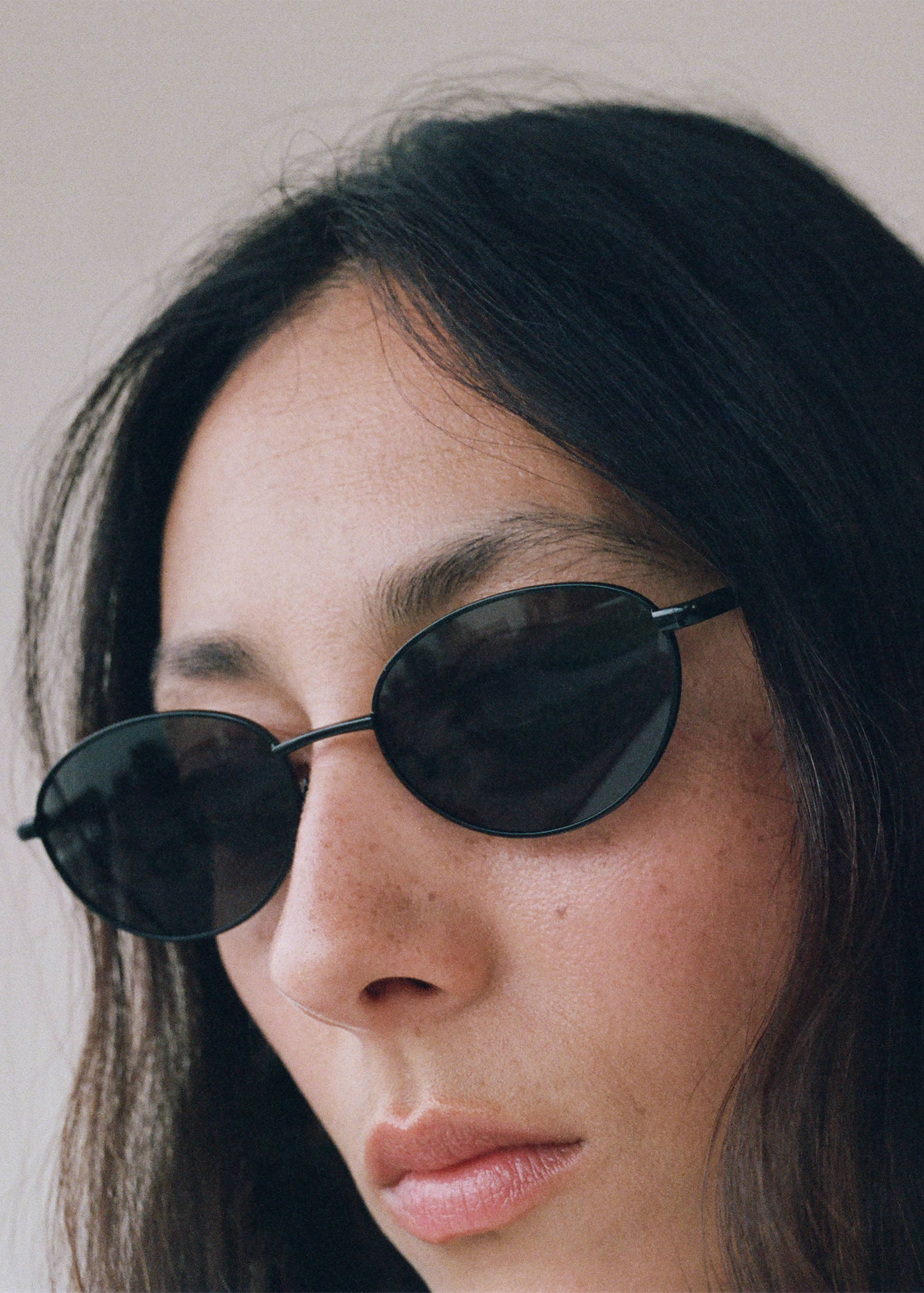 Metallic frame sunglasses - General plane