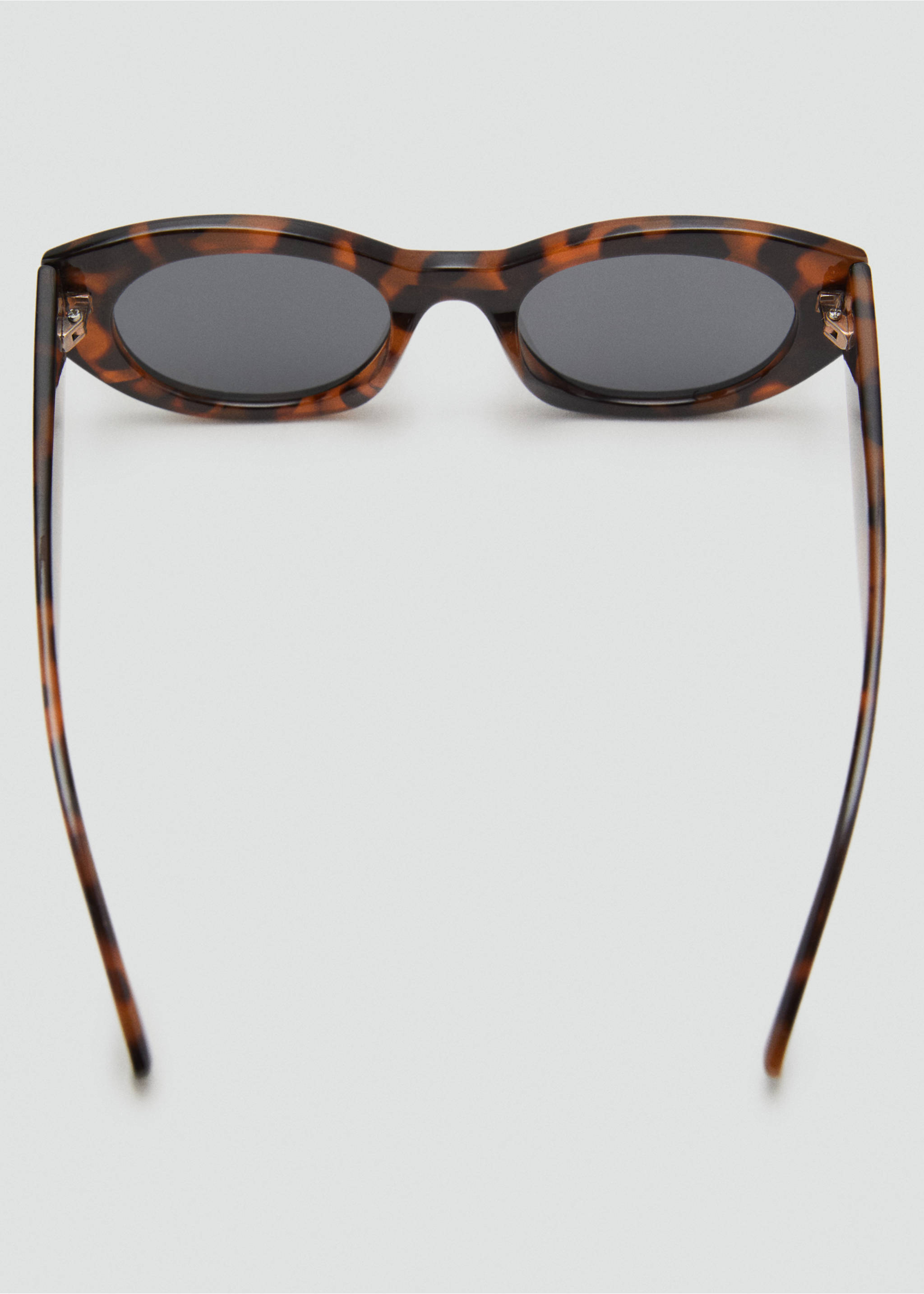 Gafas de sol montura de pasta - Detalle del artículo 1, Chocolate. Ref: 17011137-00.