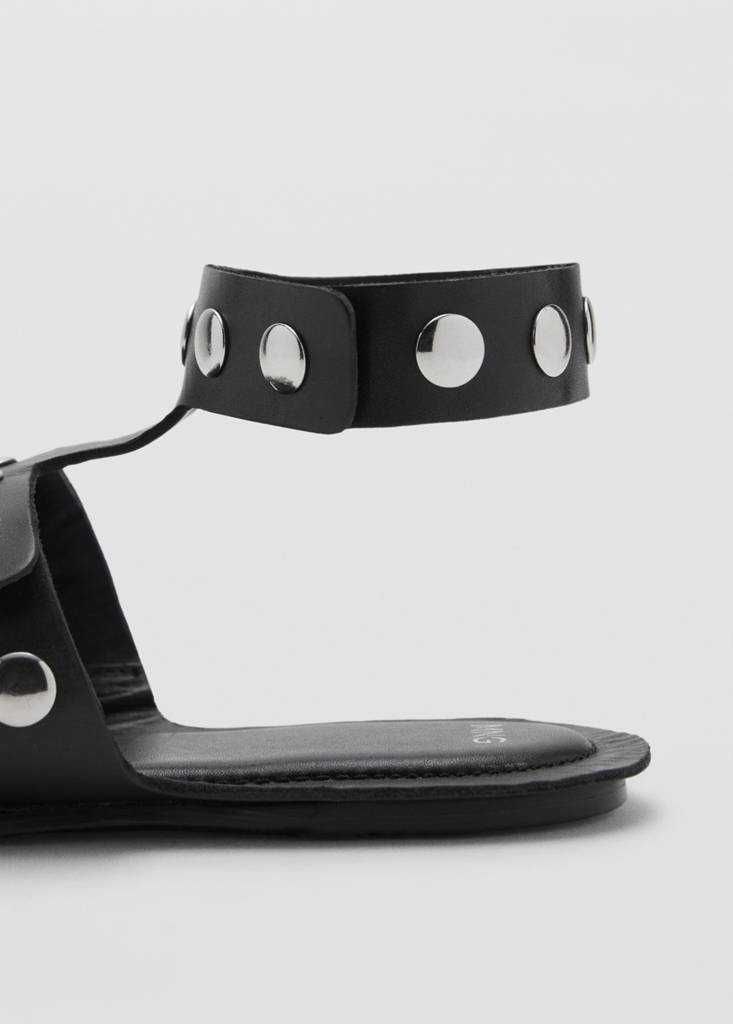 Studded leather sandals — Black