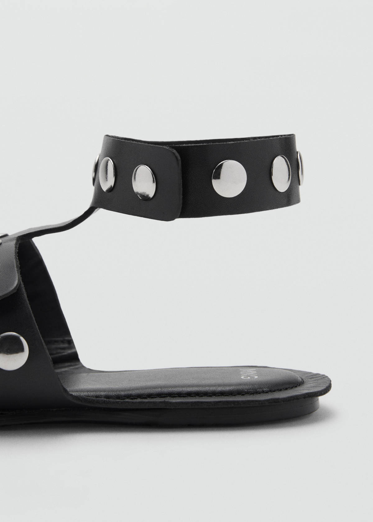 Studded leather sandals — Black