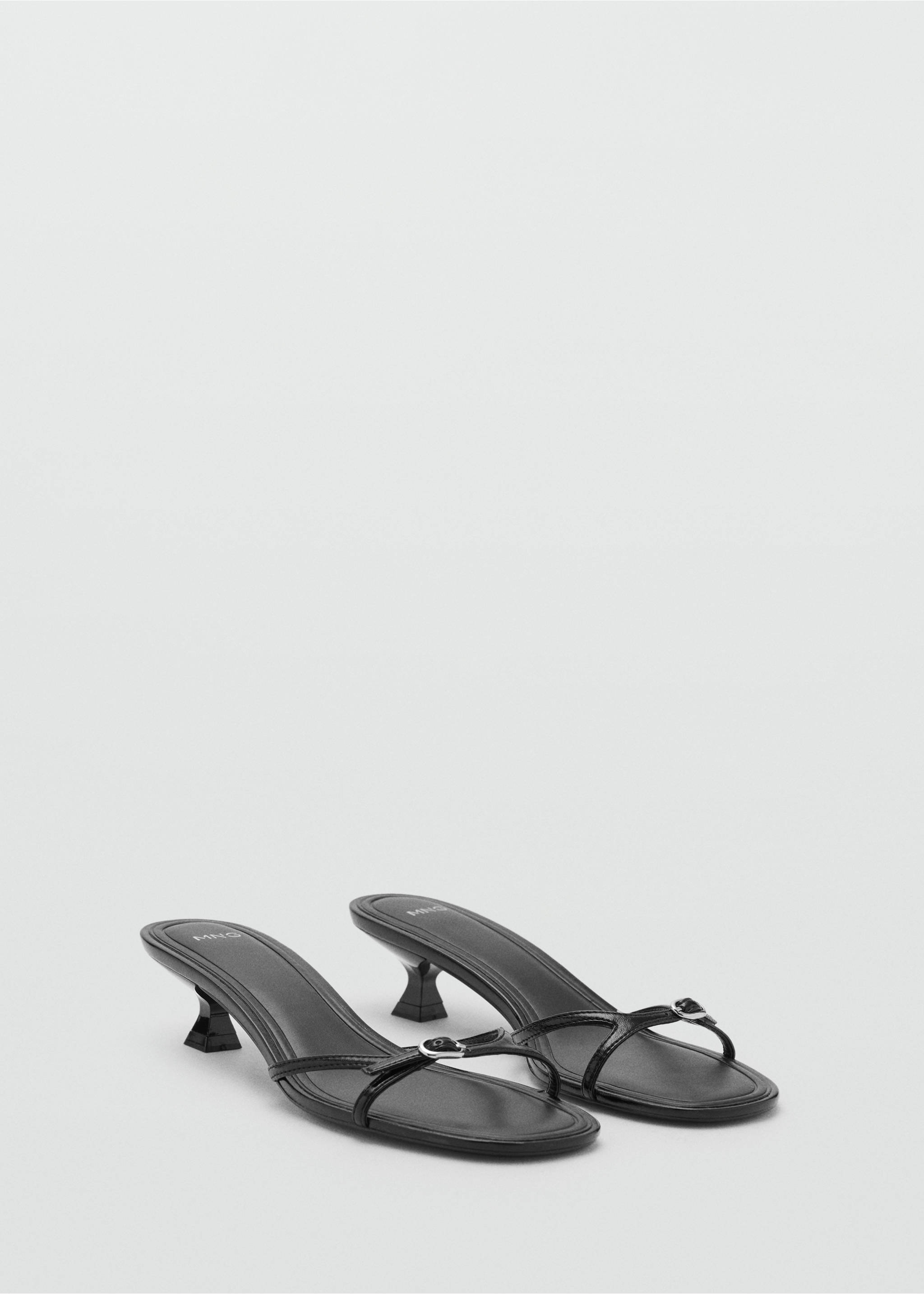 Heeled sandals with buckle detail - Medium plane, Black. Ref: 17011154-00.