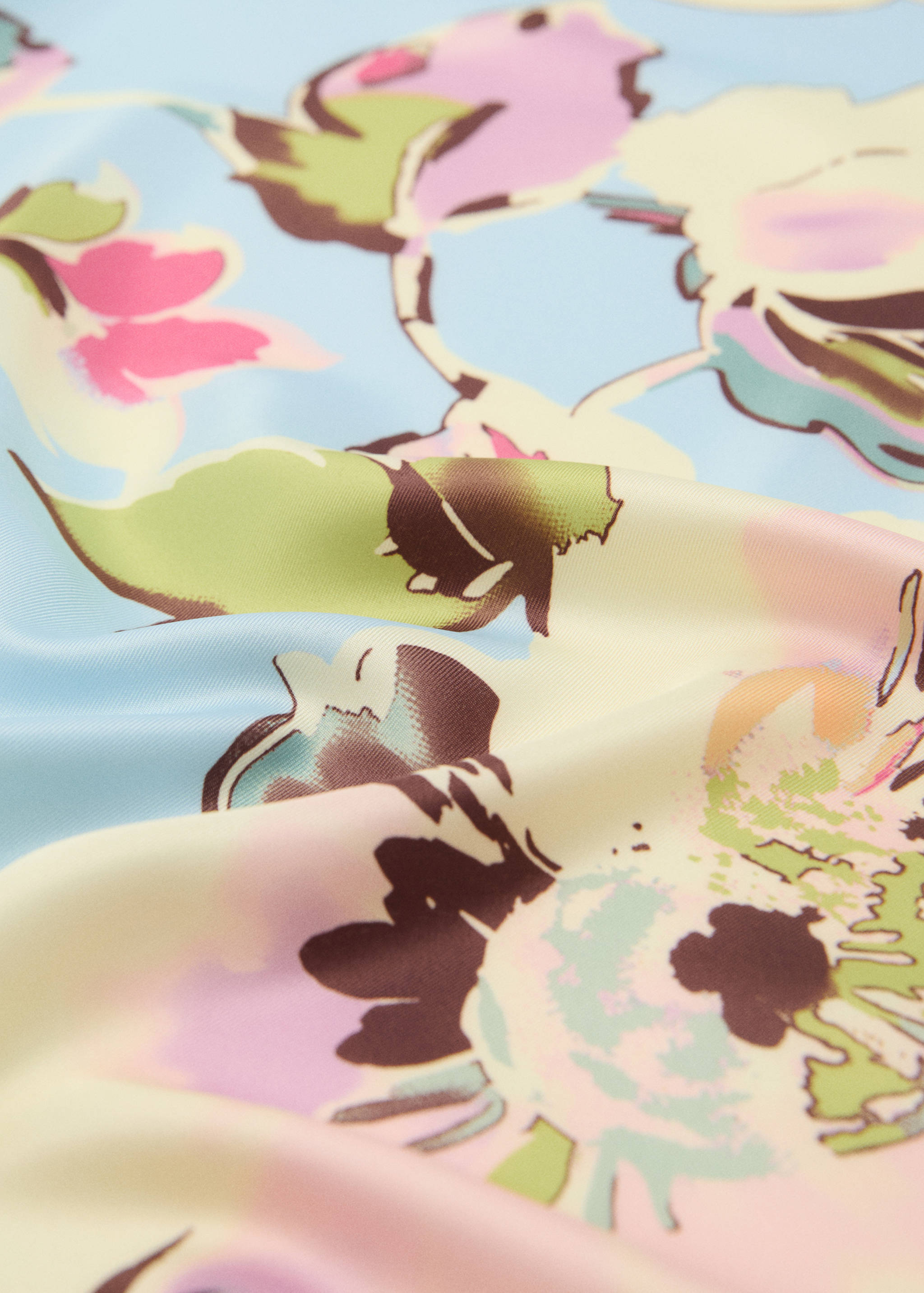 Syal bermotif floral - Tampilan Sedang