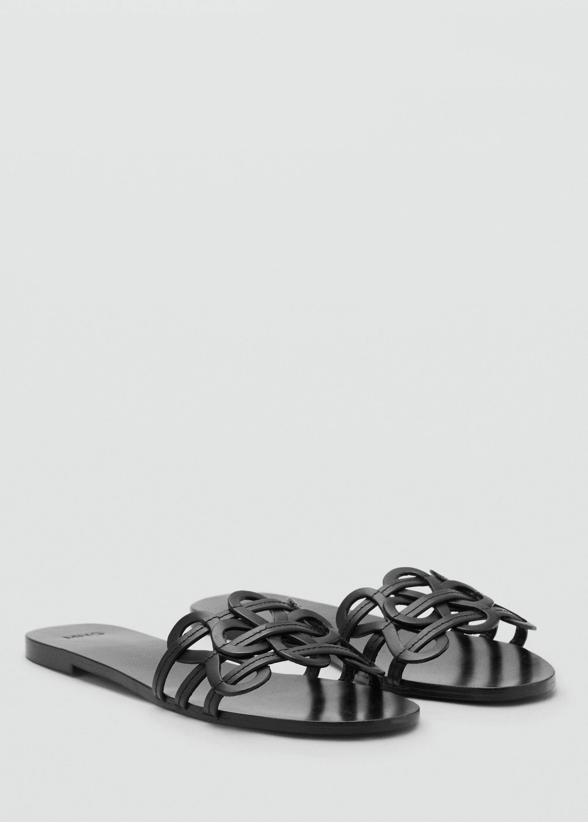 Leather sandals with intertwined strap - Medium plane
