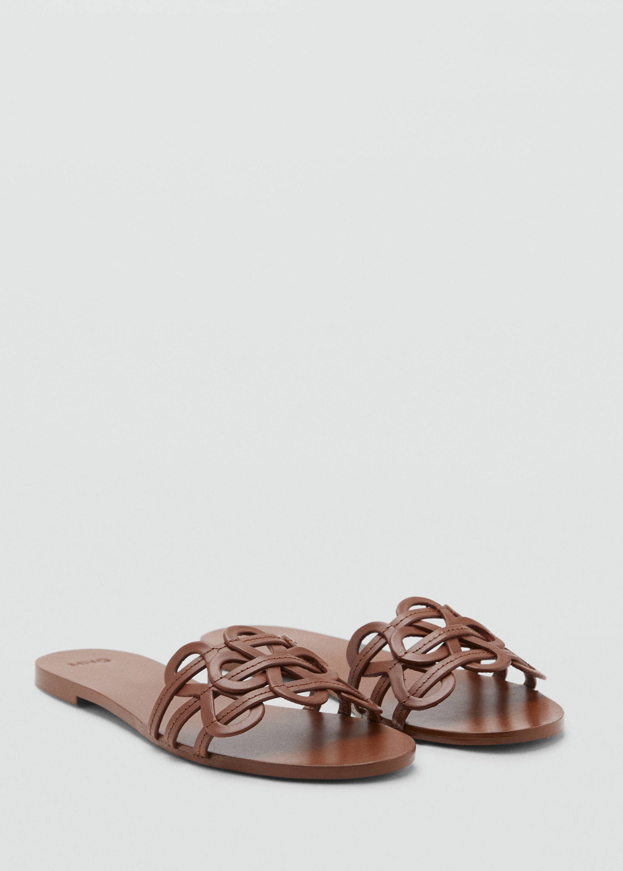 Leather sandals with intertwined strap - Medium plane