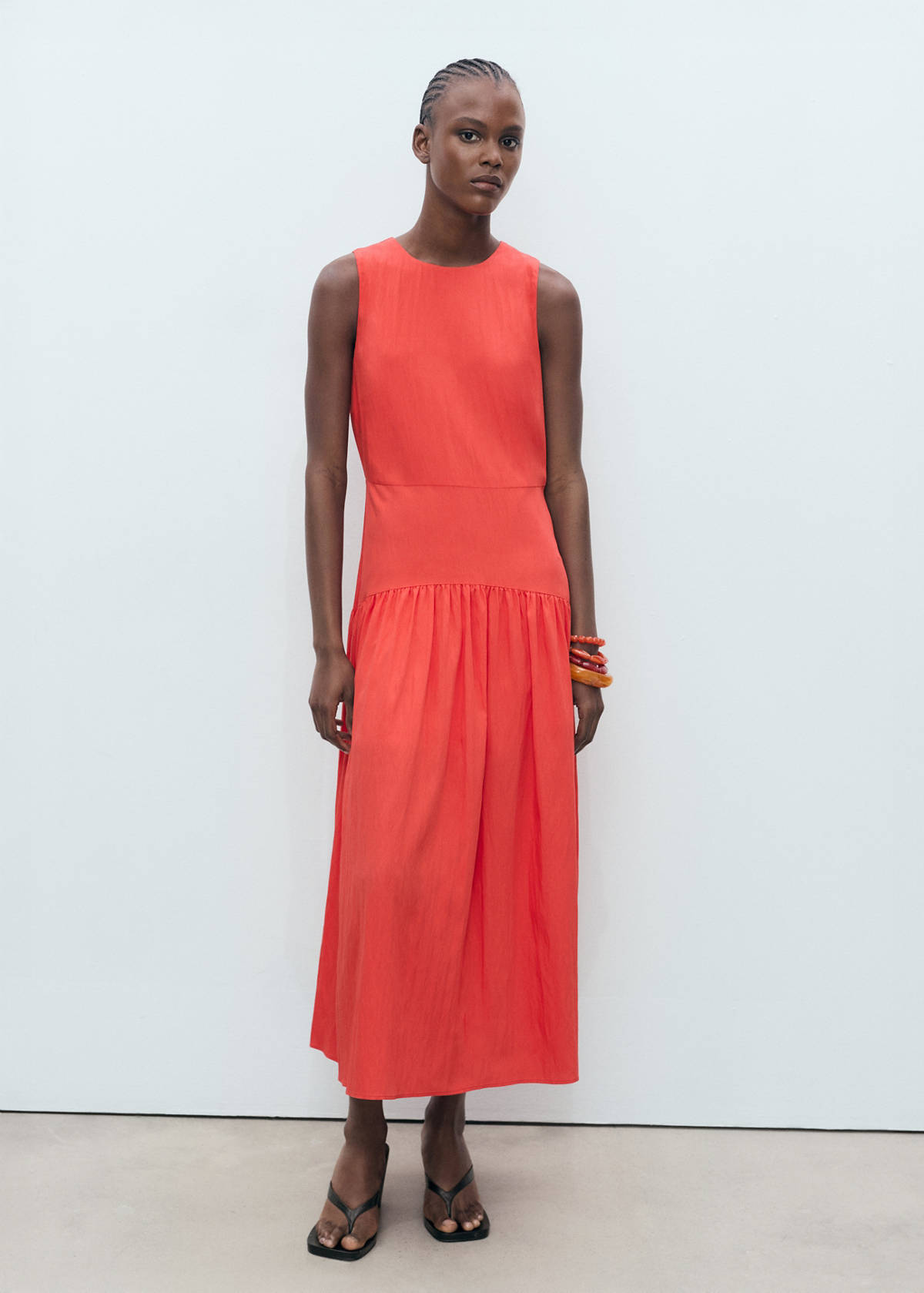 Long dress with gathered hem — Intense Red