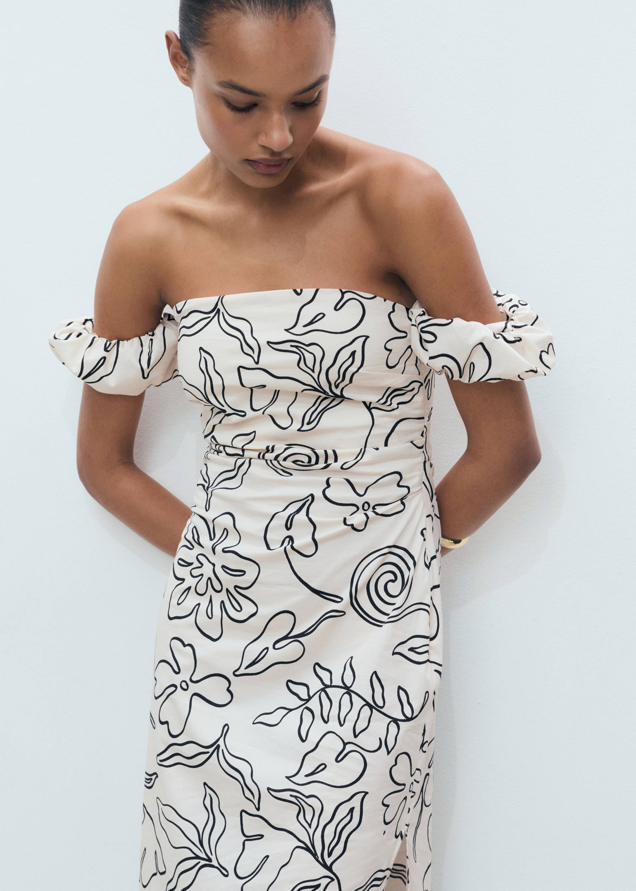 ชุดเดรสลายดอกไม้แบบเกาะอก - รายละเอียดของสินค้า 2