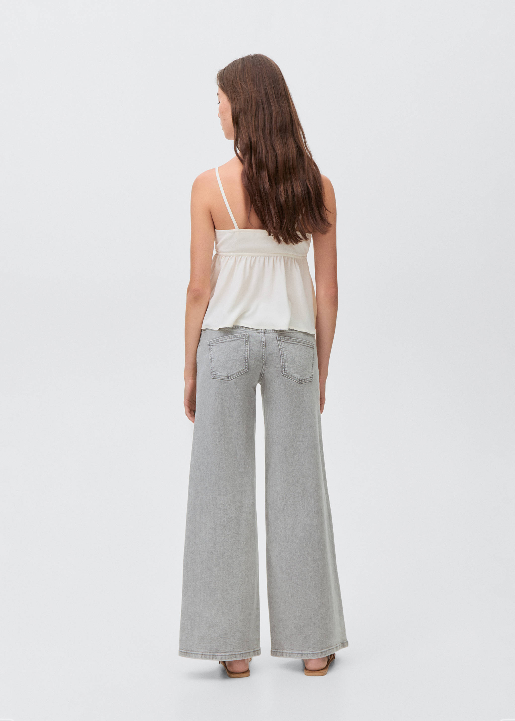 Low-waist wide leg jeans - Reverse of the article