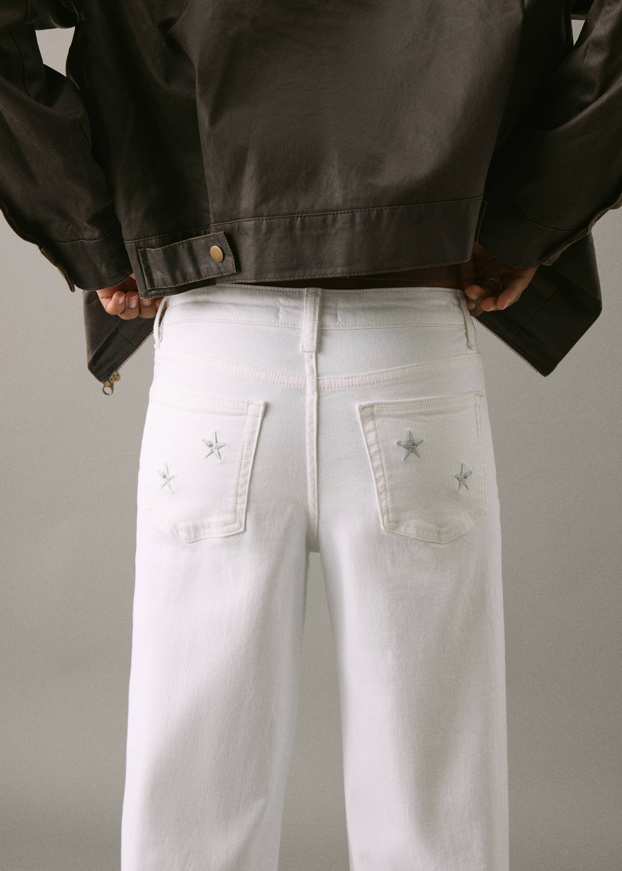 Straight-fit jeans with stars - Details of the article 1