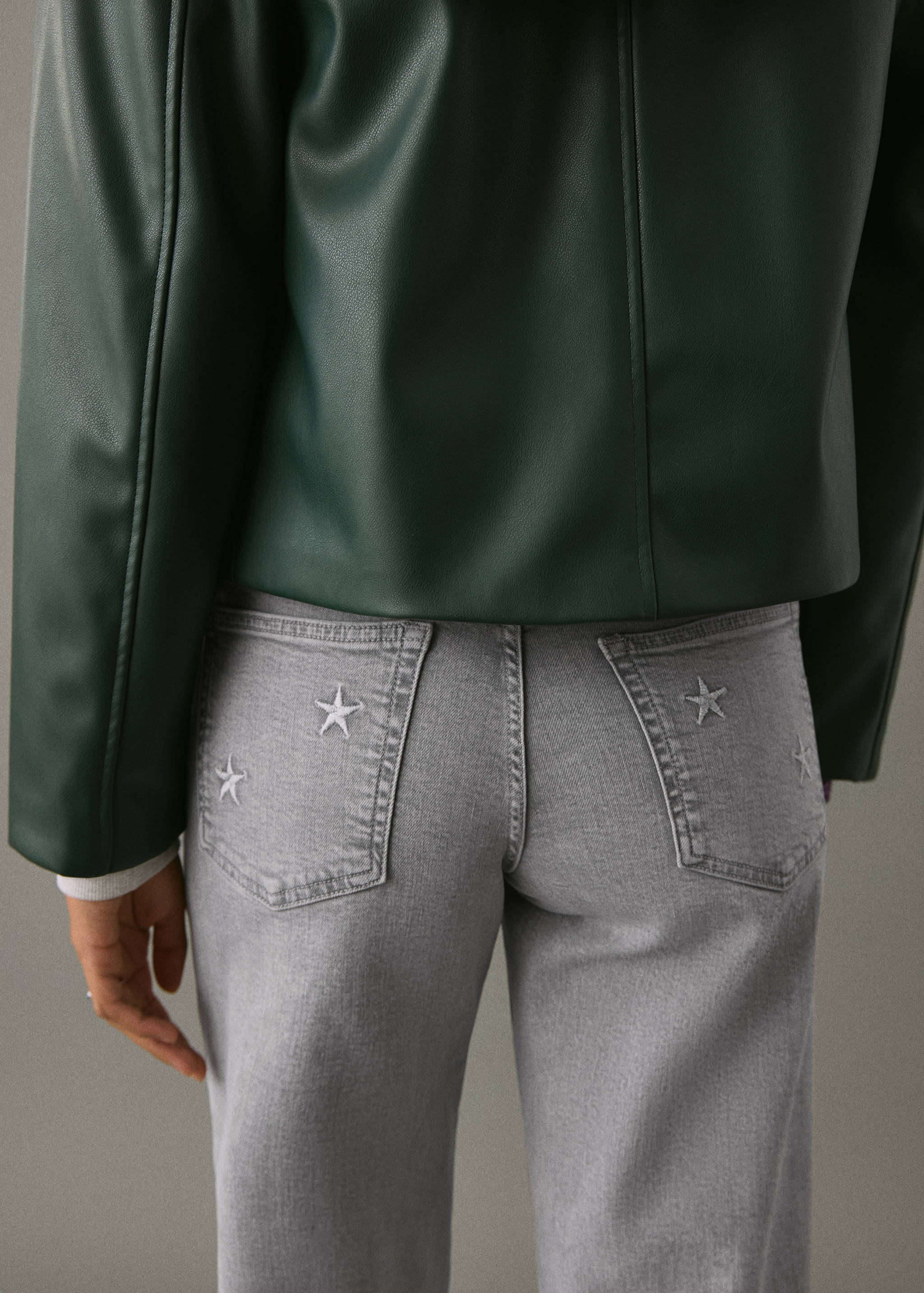 Straight-leg jeans with star embroidery - Details of the article 6