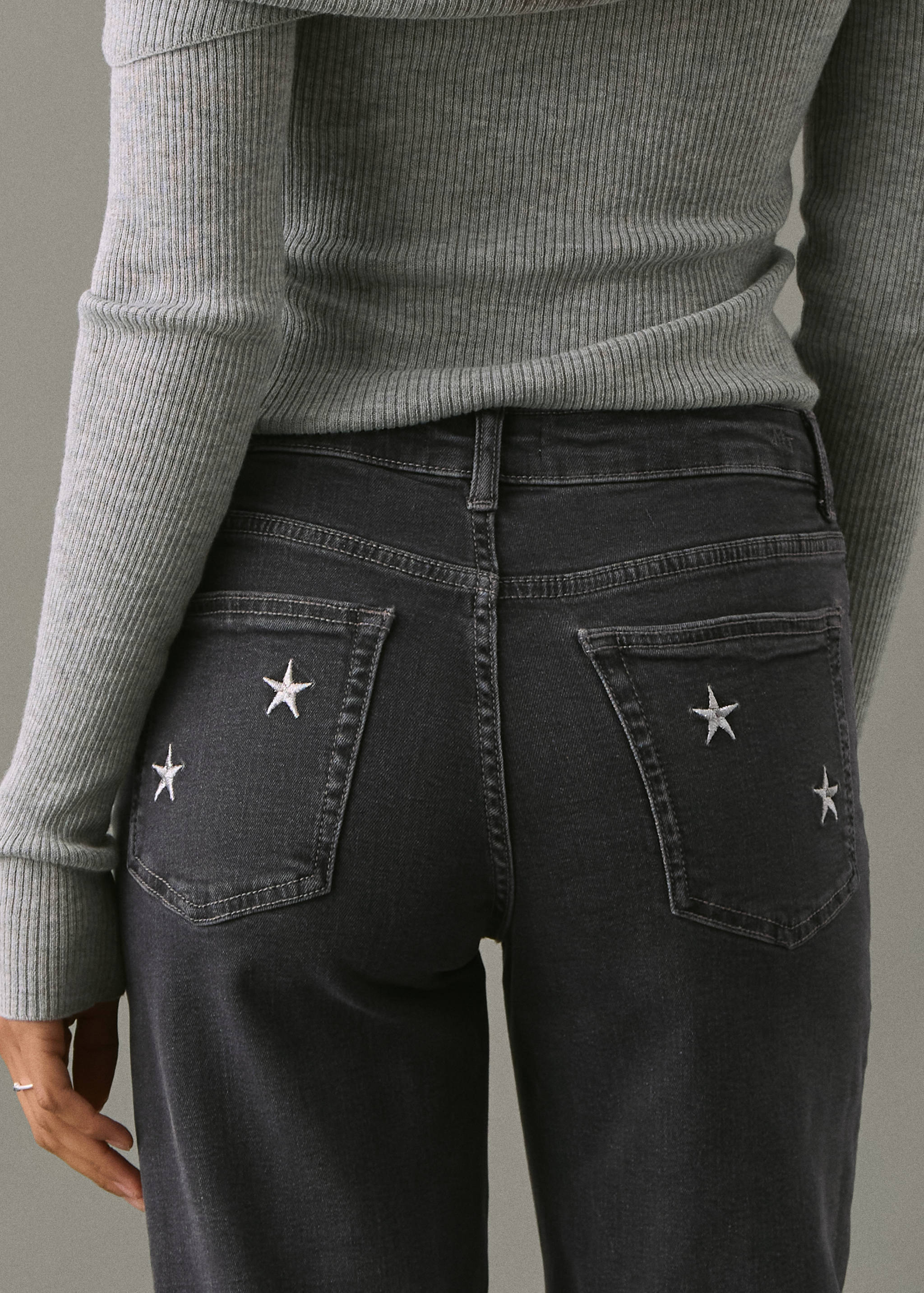 Jeans culotte bordado estrellas - Detalle del artículo 1