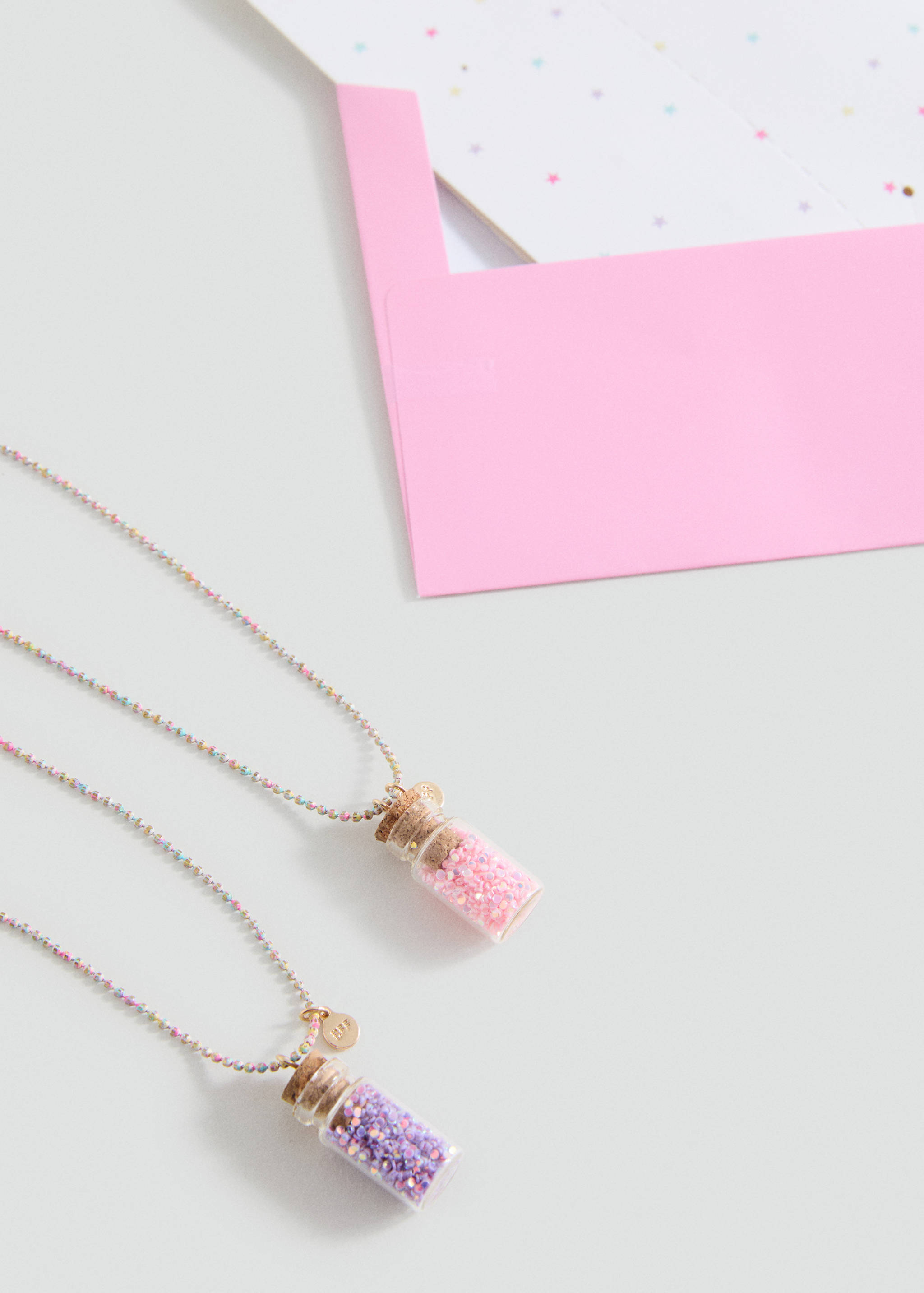 2 pack of necklaces - Medium plane