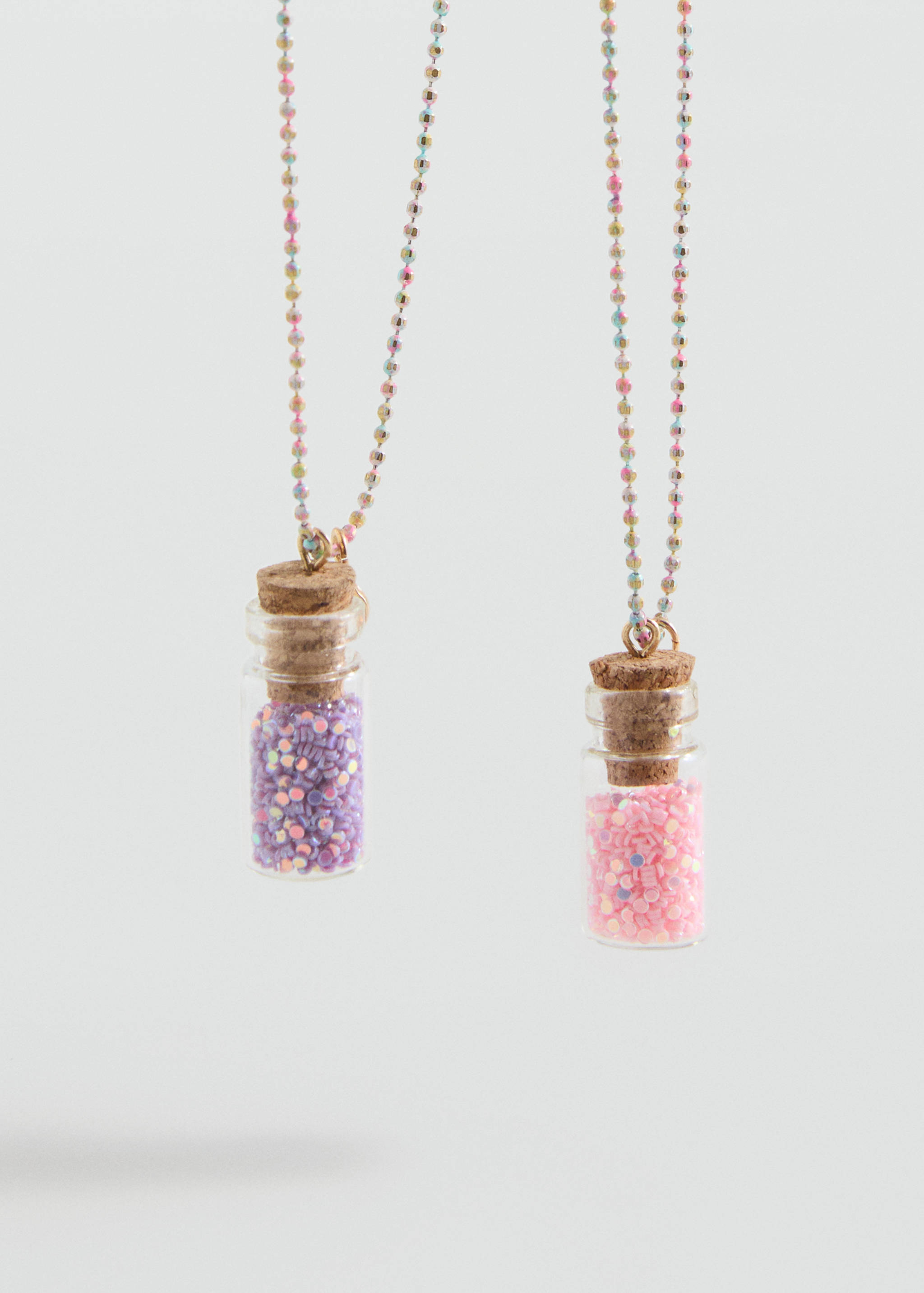 2 pack of necklaces - Details of the article 2
