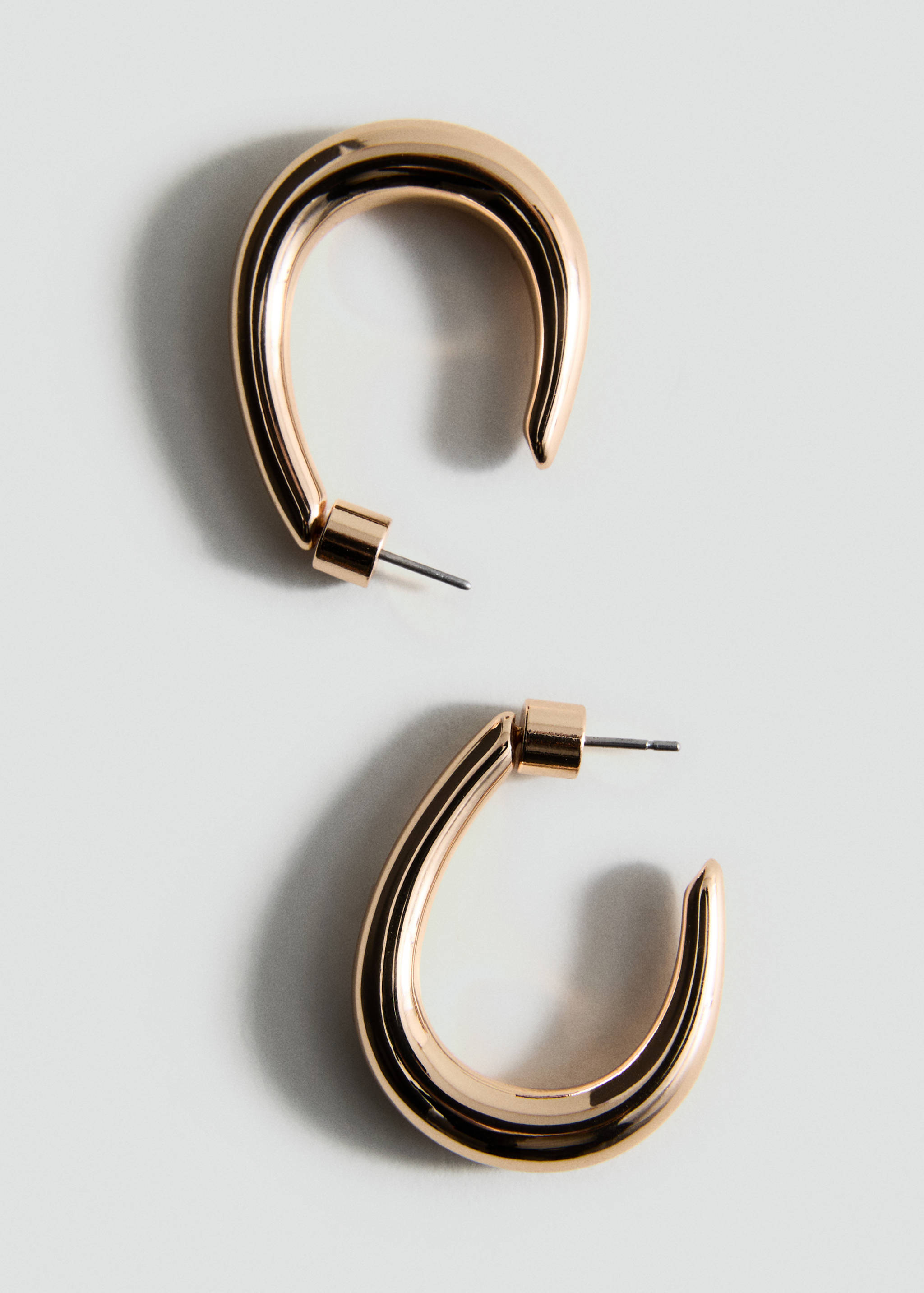 Twisted hoop earrings - Medium plane