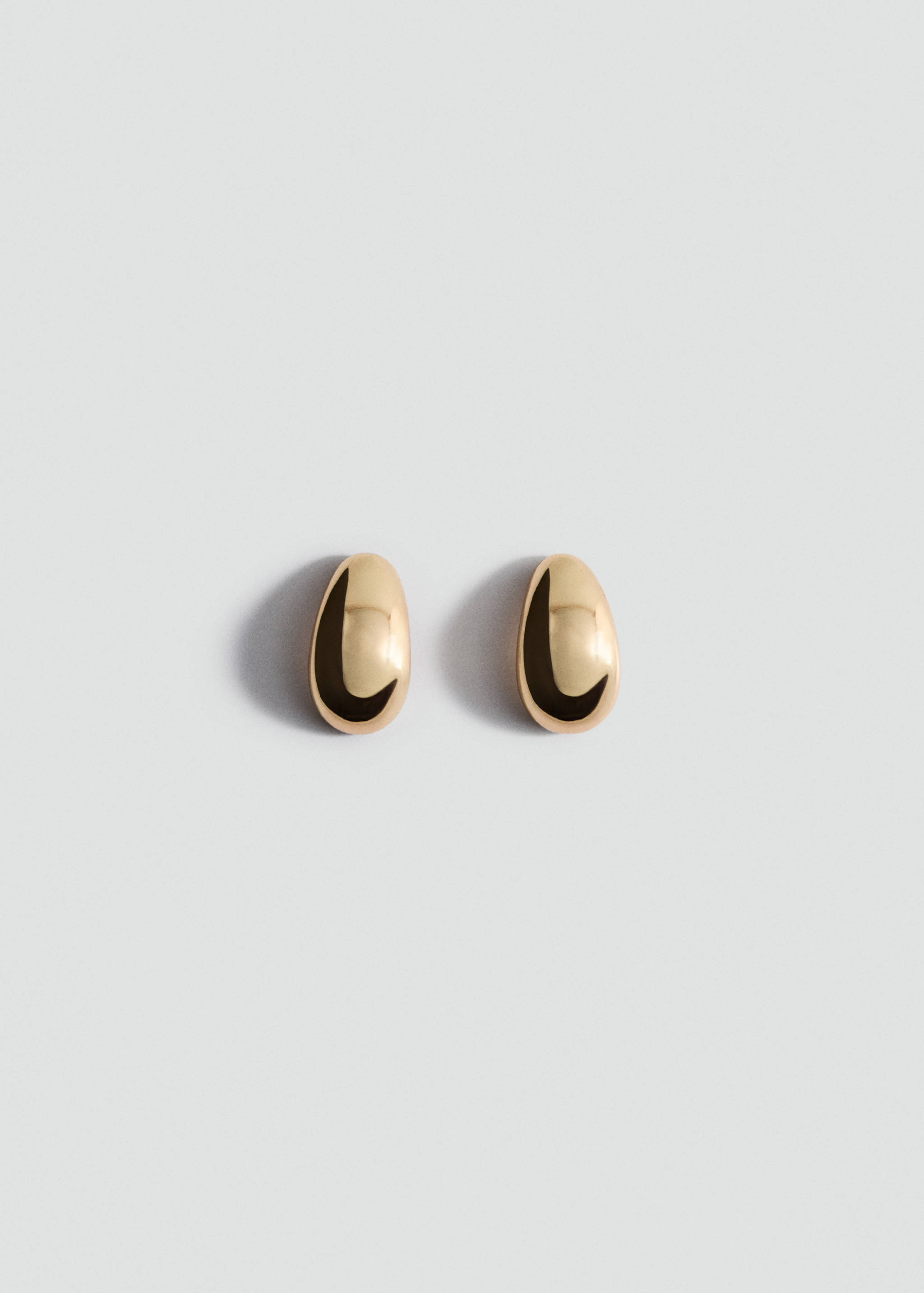 Oval volume earrings - Article without model