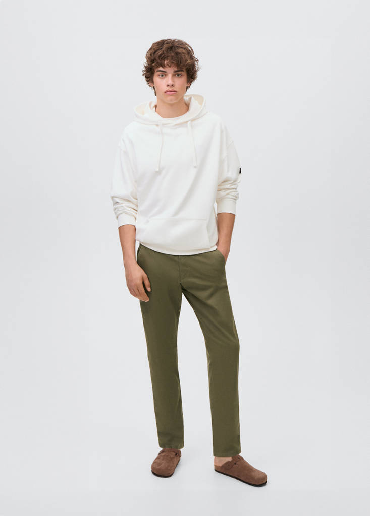 Stretchy chinos — Khaki