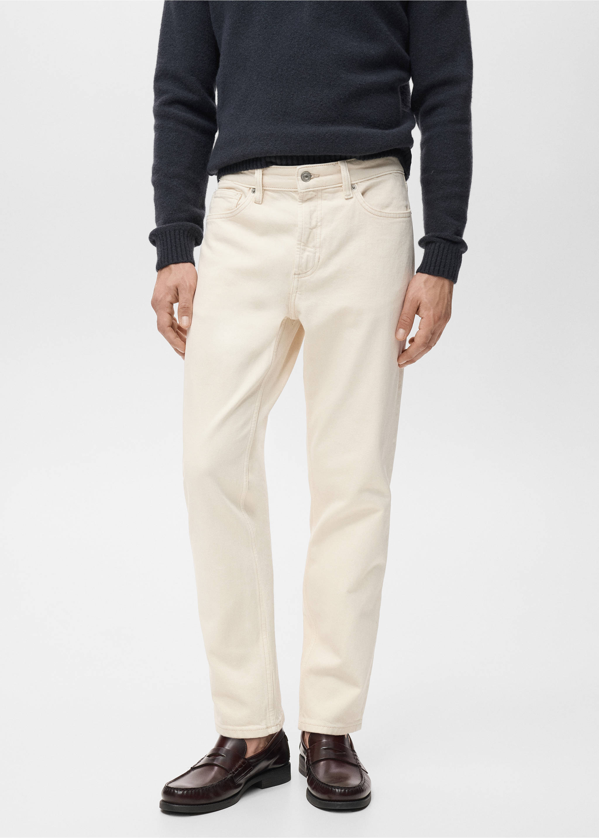 Jean Ben cropped tapered-fit - Plan moyen, Écru. Ref: 17011224-00.
