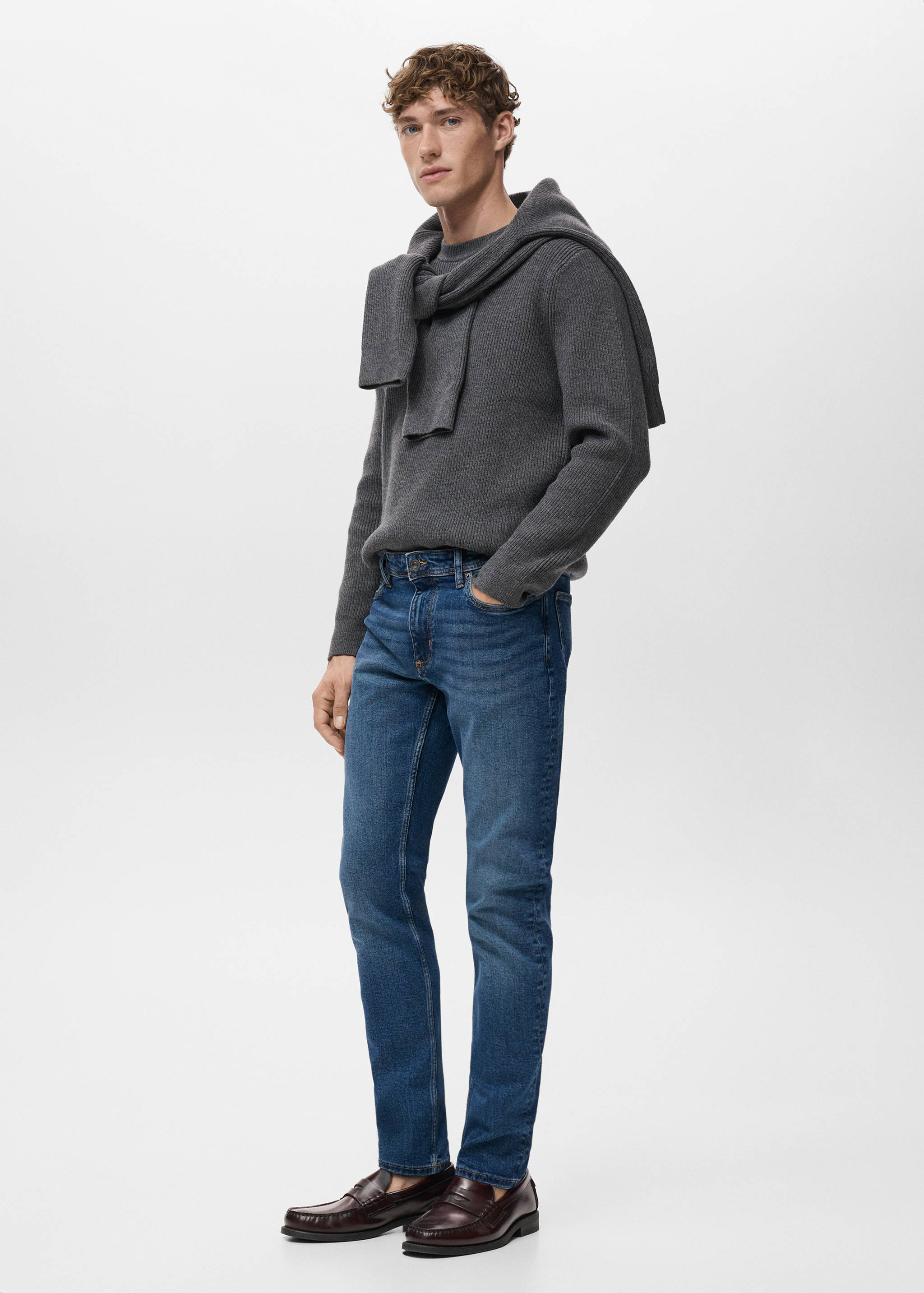 Jan slim-fit faded dark-wash jeans - Details of the article 2