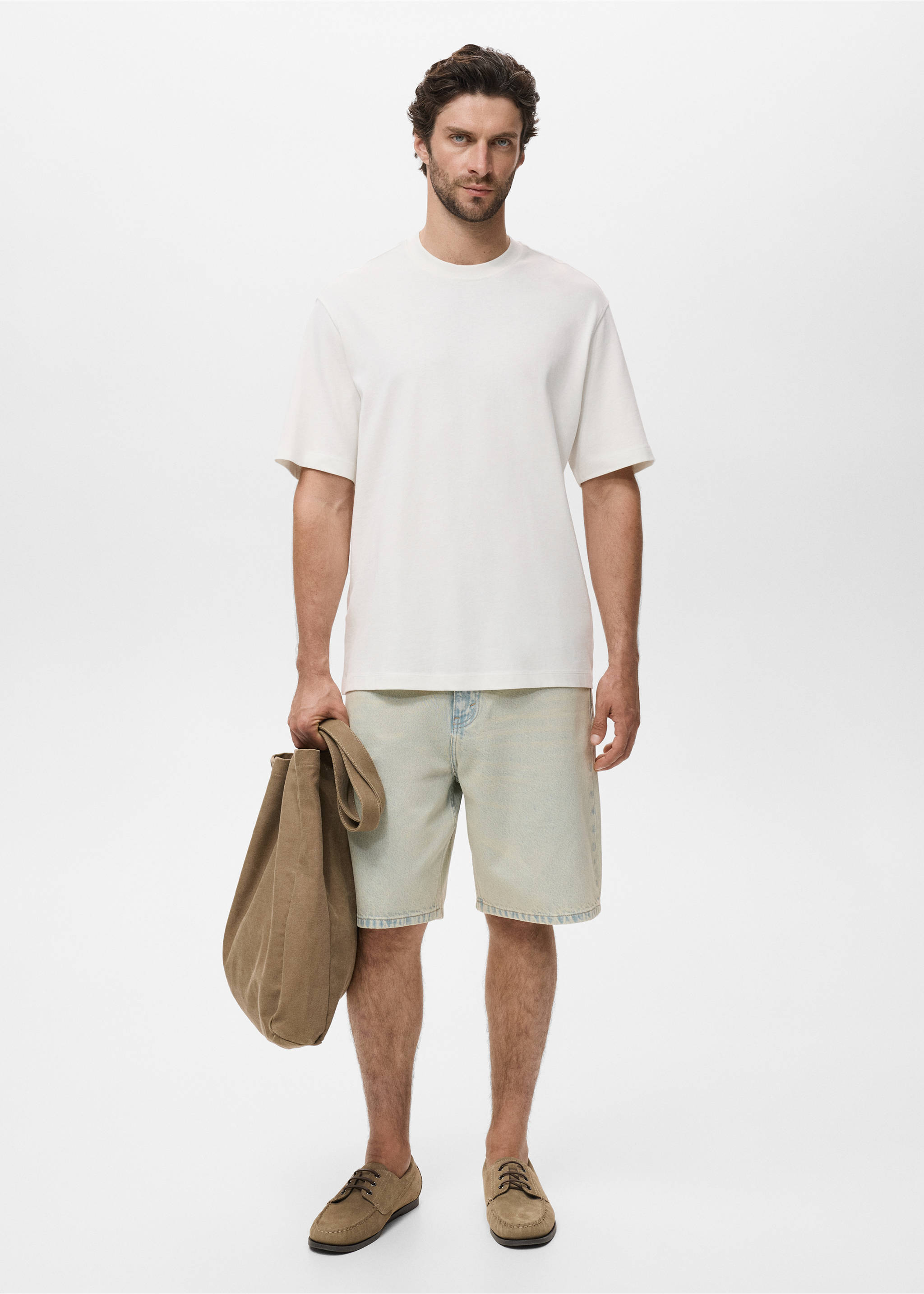 T-shirt 100 % coton relaxed-fit - Plan général, Blanc cassé. Ref: 17011240-00.