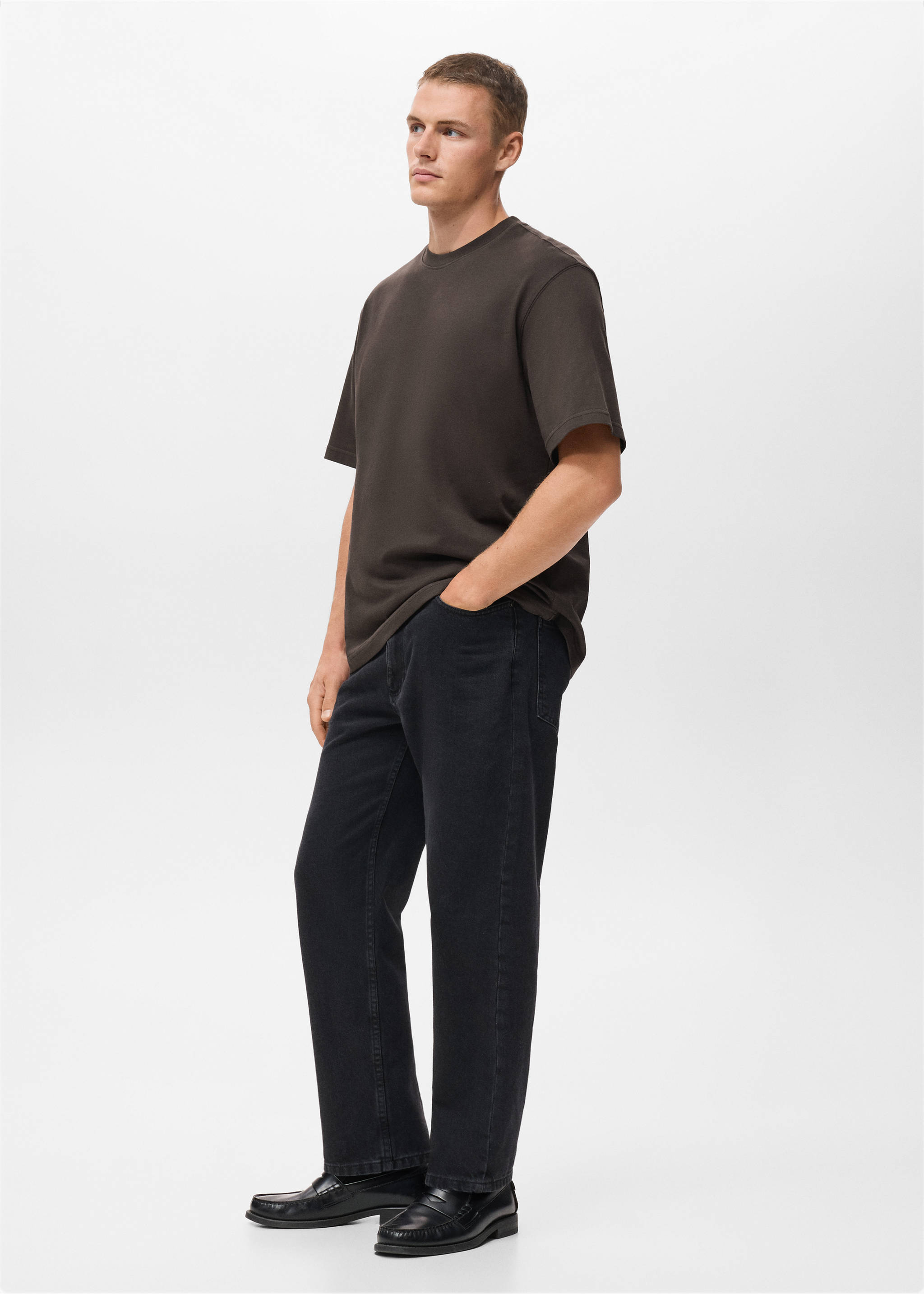T-shirt 100 % coton relaxed-fit - Détail de l'article 2, Chocolat. Ref: 17011240-00.