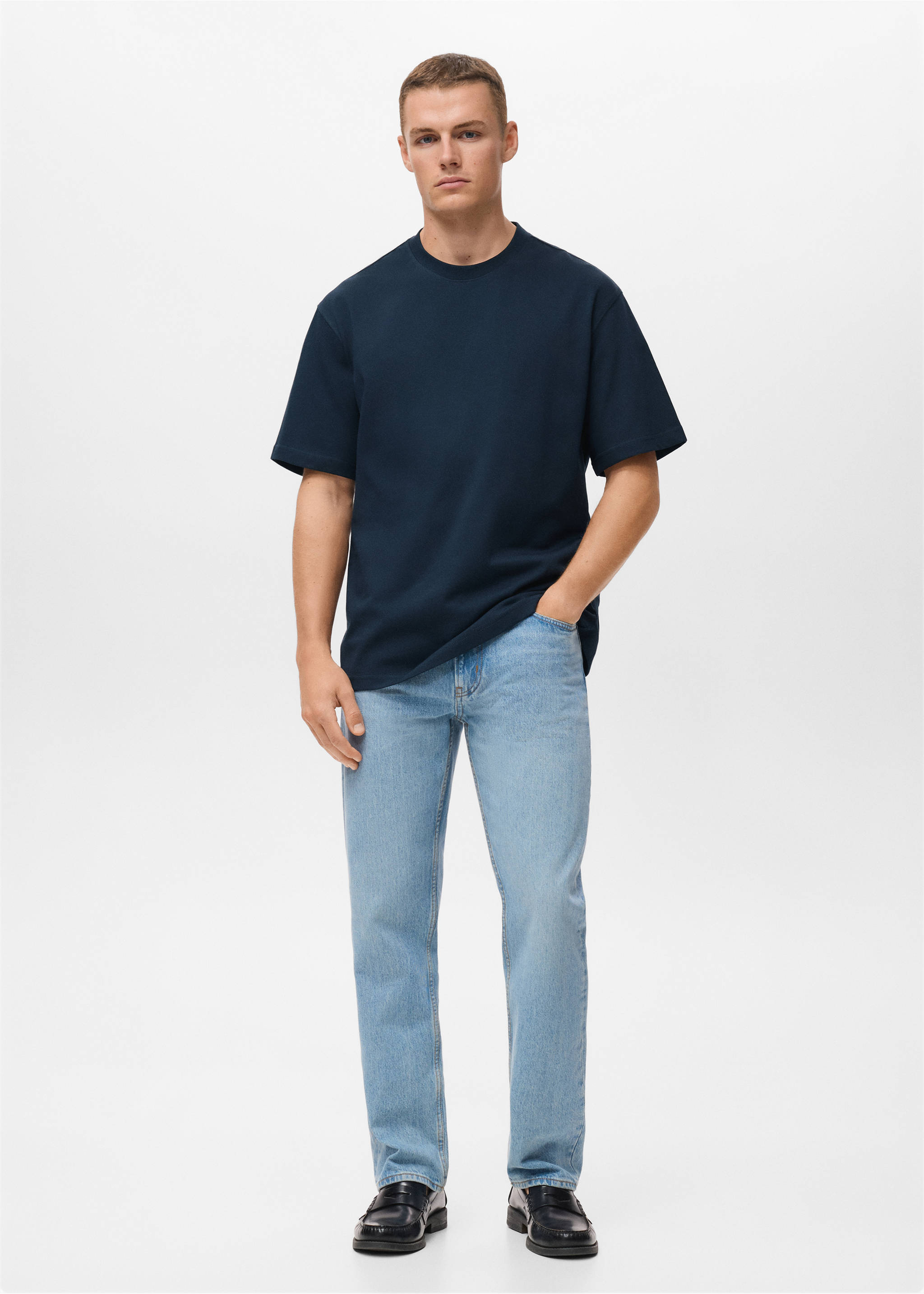 T-shirt 100 % coton relaxed-fit - Plan général, Bleu marine foncé. Ref: 17011240-00.