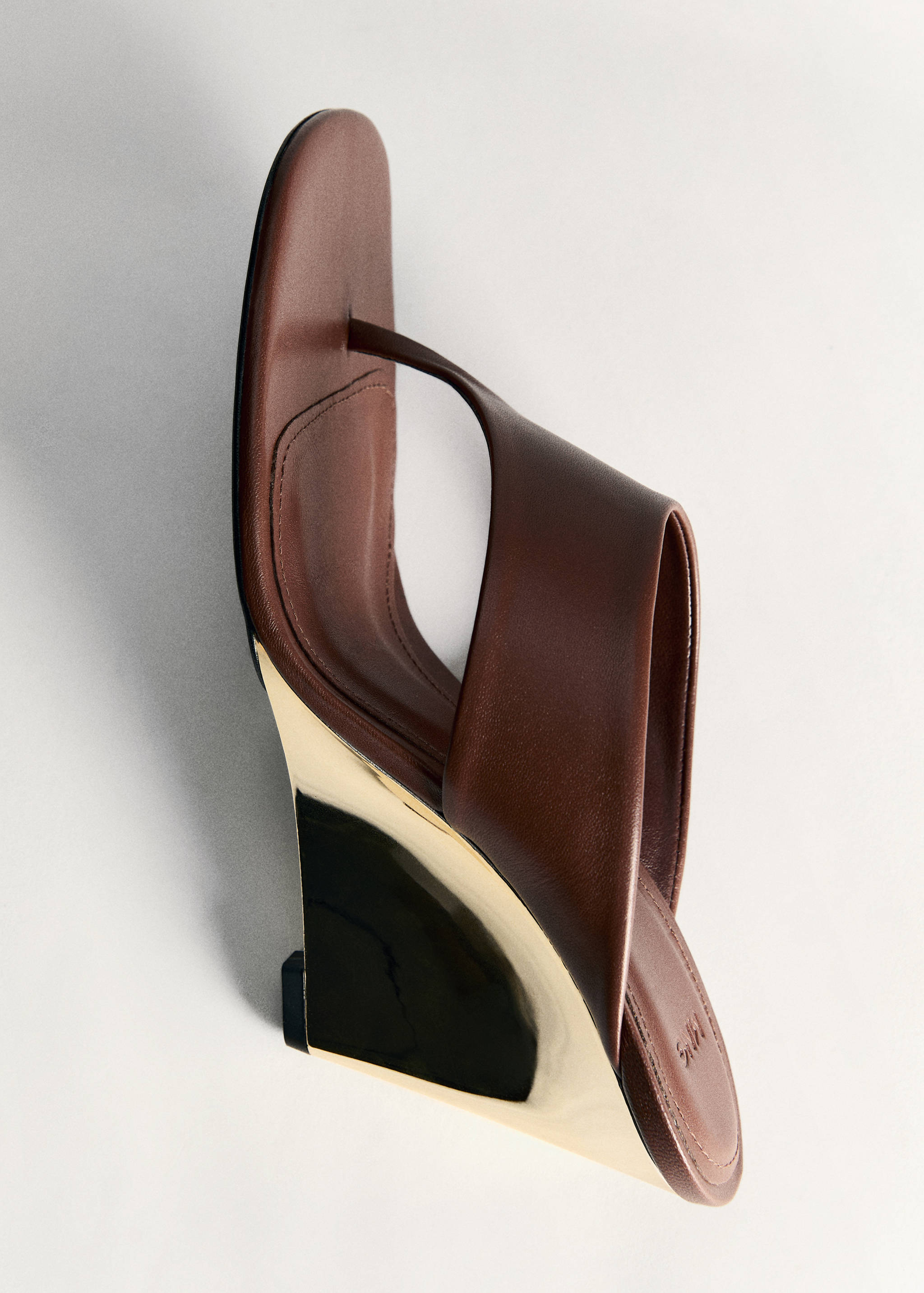 Contrast wedge leather sandal - Details of the article 5