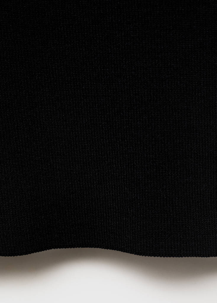 Ruffle knit top — Black