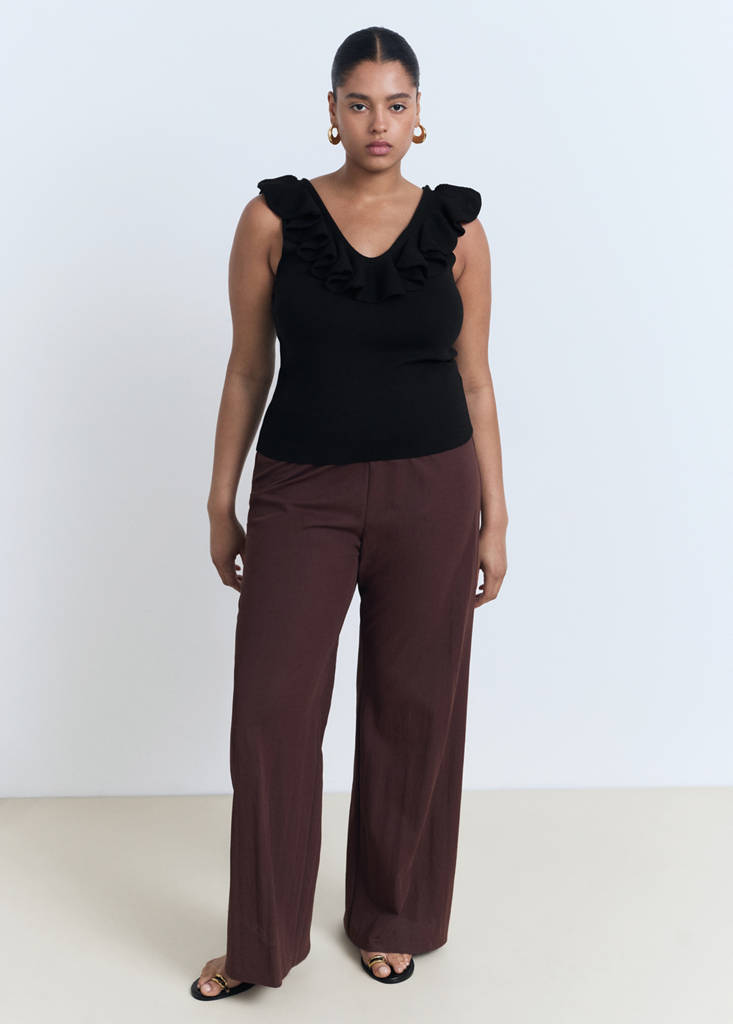 Ruffle knit top — Black