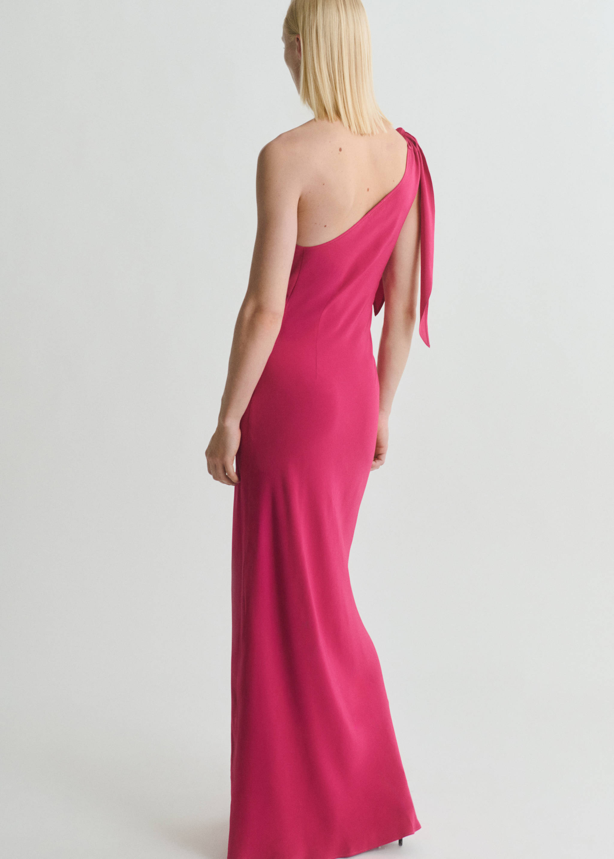 Asymmetrical dress with knot strap - Details of the article 1