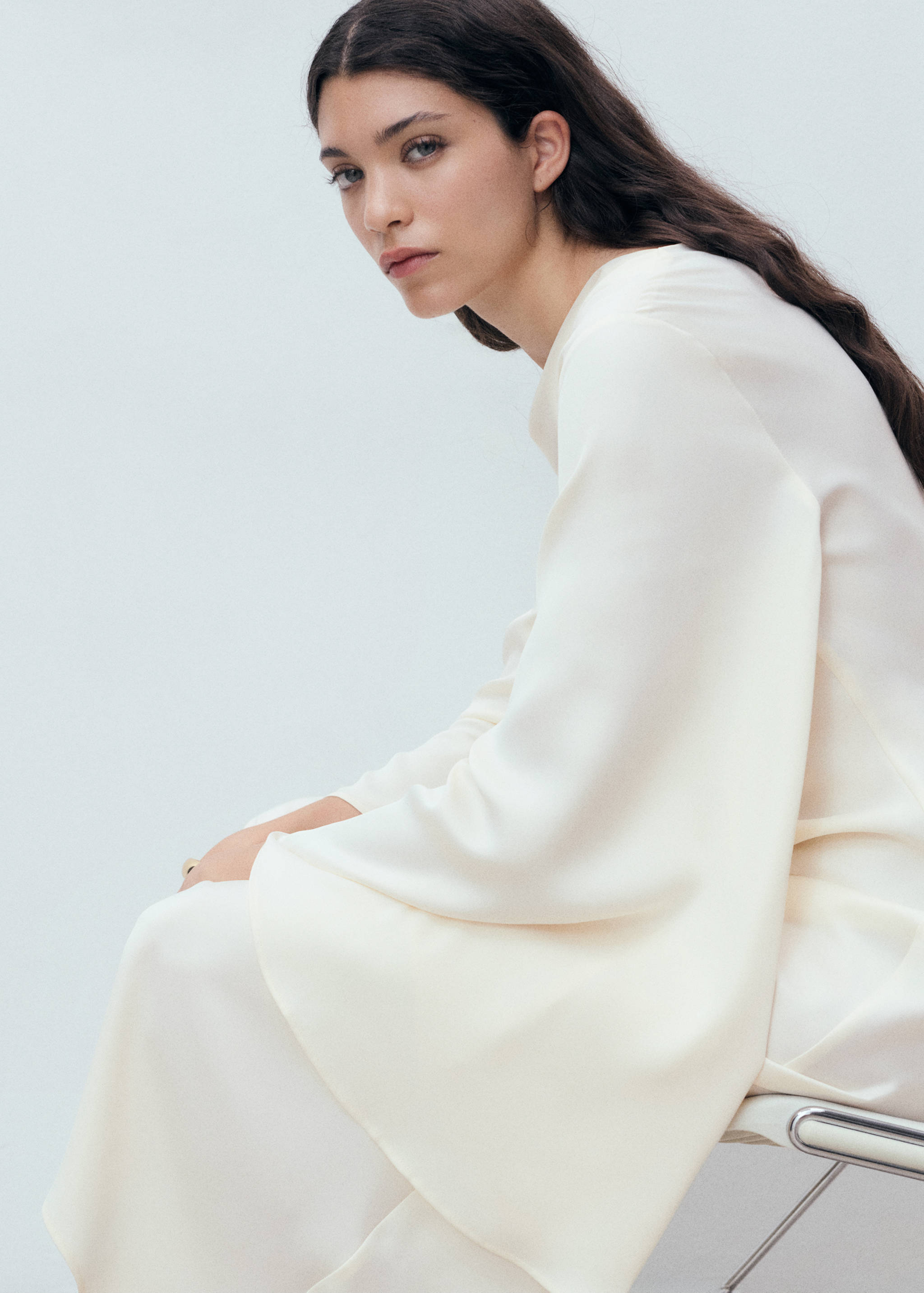 Satin klänning - Detaljer om artikeln 3