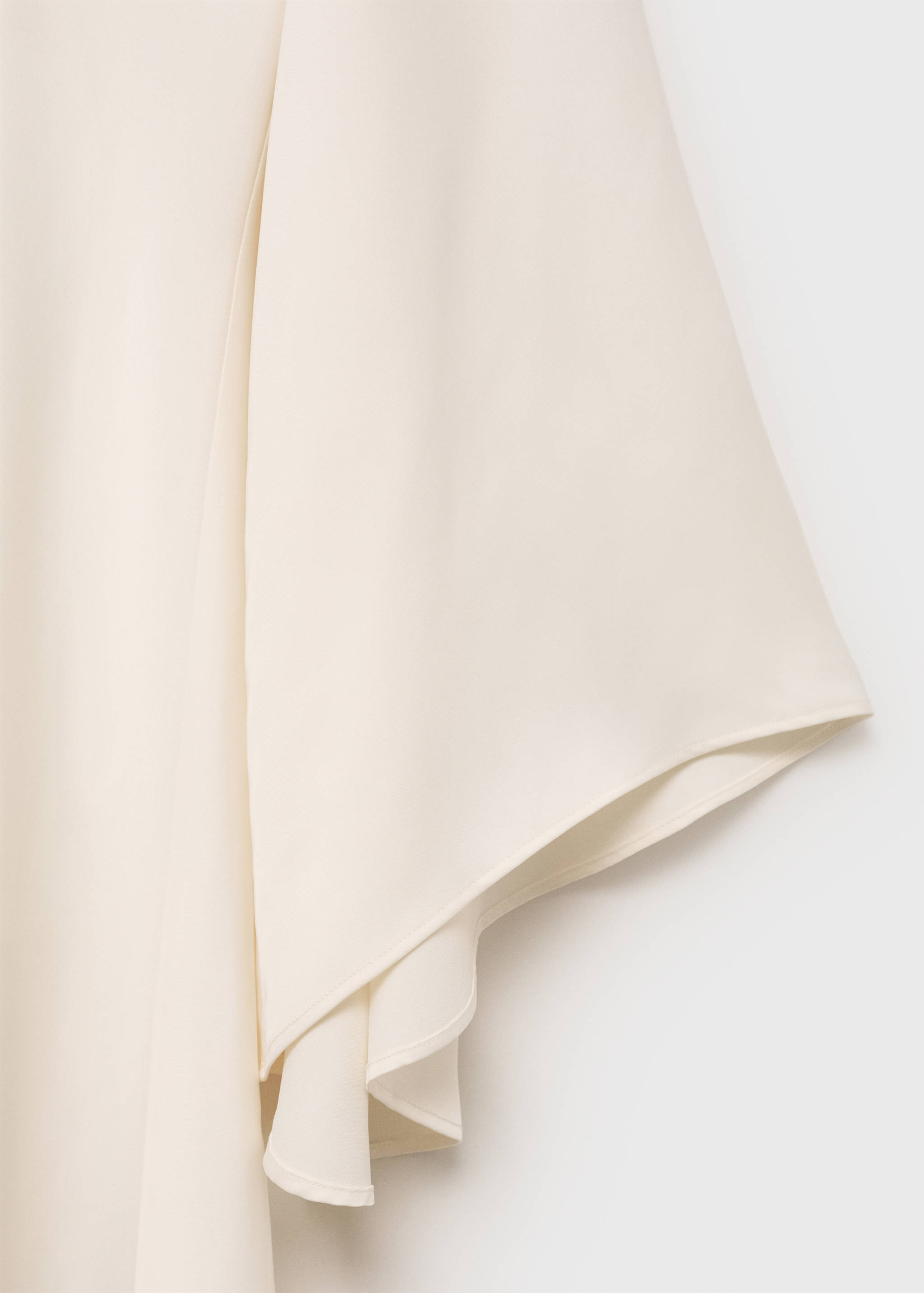 Satin klänning - Detaljer om artikeln 8