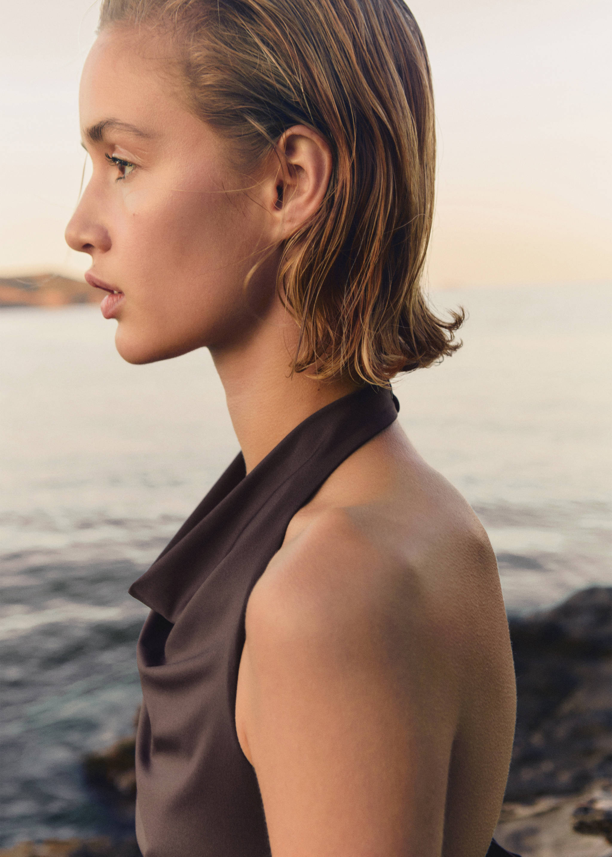 Draped halter top - Details of the article 1