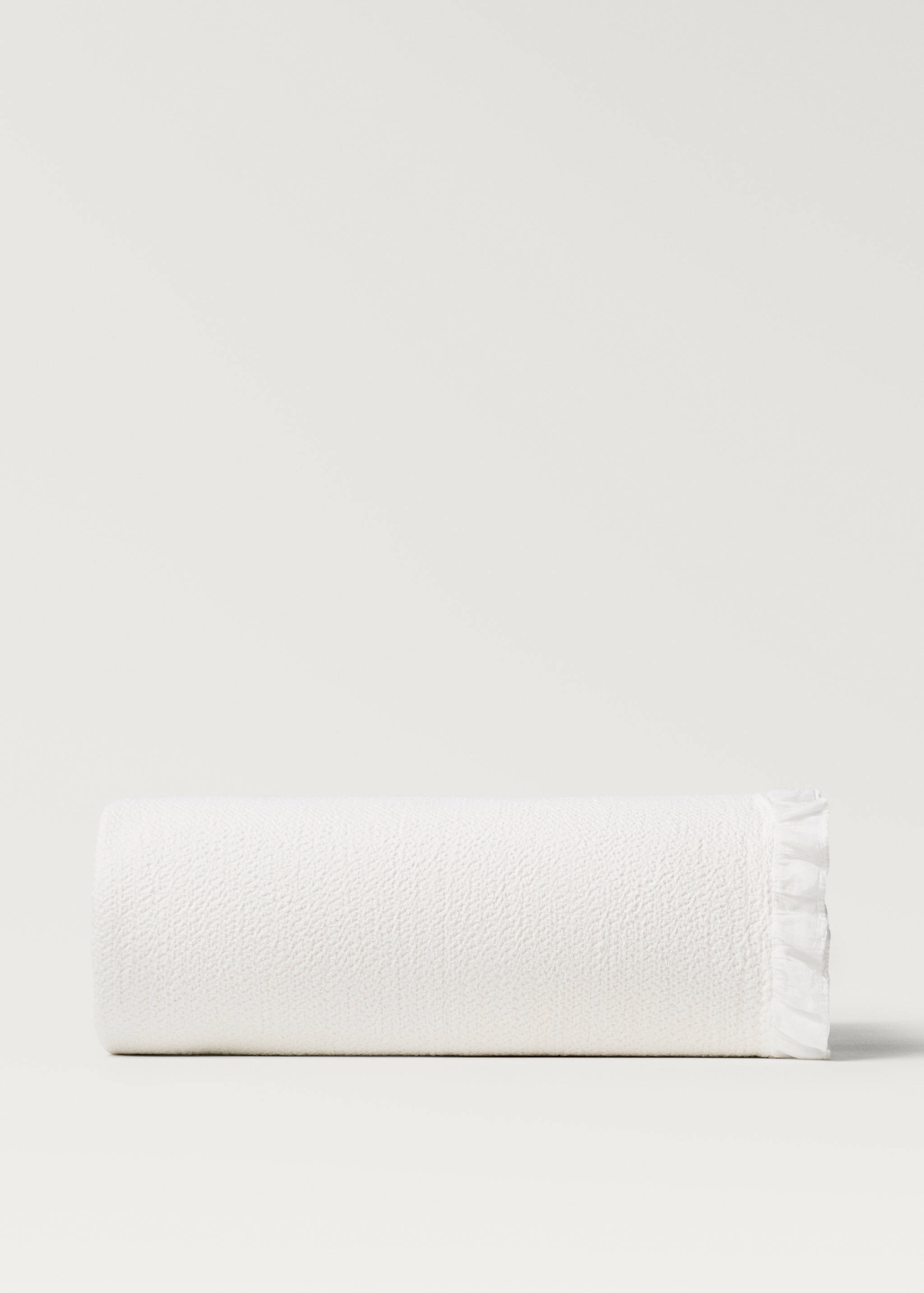 Cotton bedspread with ruffle finish for 130/150 cm bed - Article without model