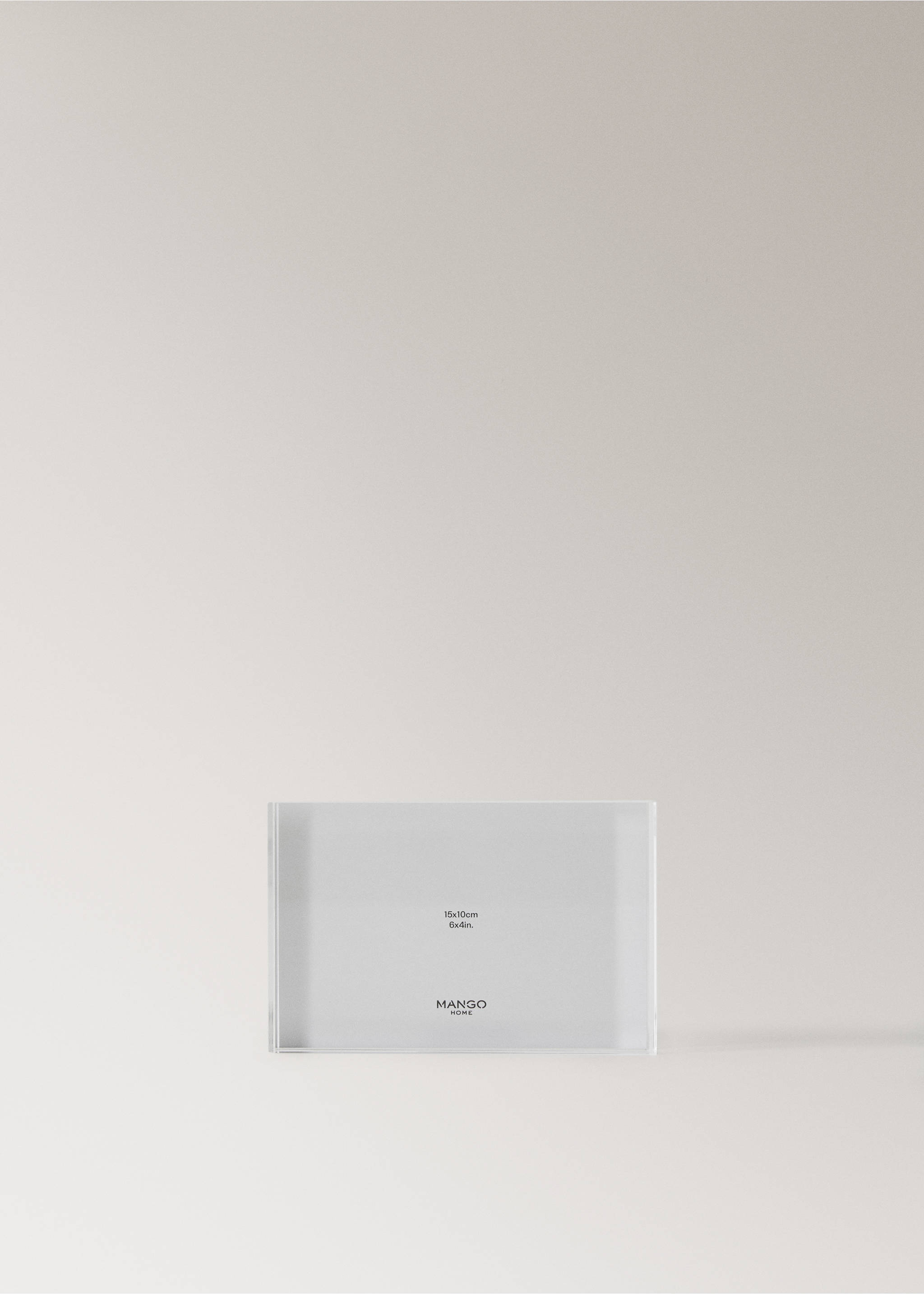 Kleine acryl lijst - Artikel zonder model, Zwart. Ref: 17011528-00.