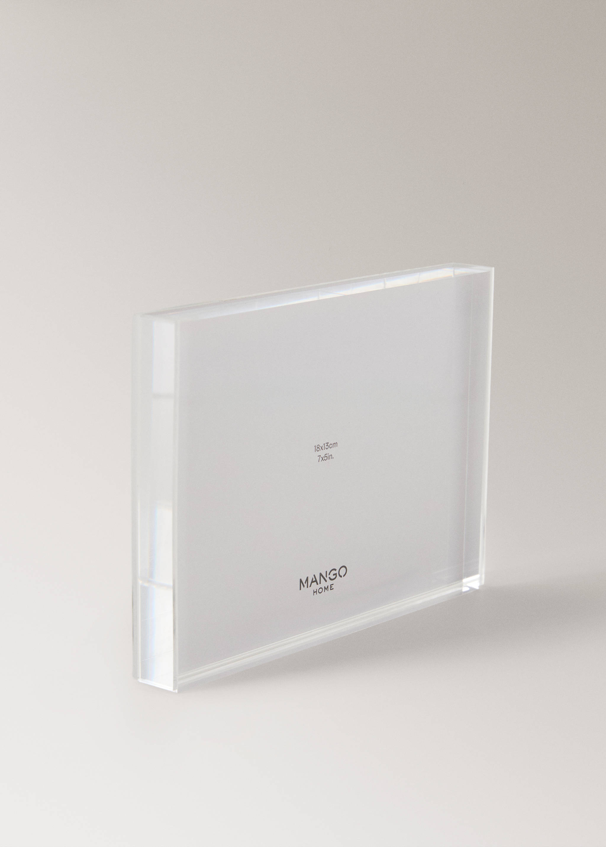 Medium acrylic frame - Details of the article 1