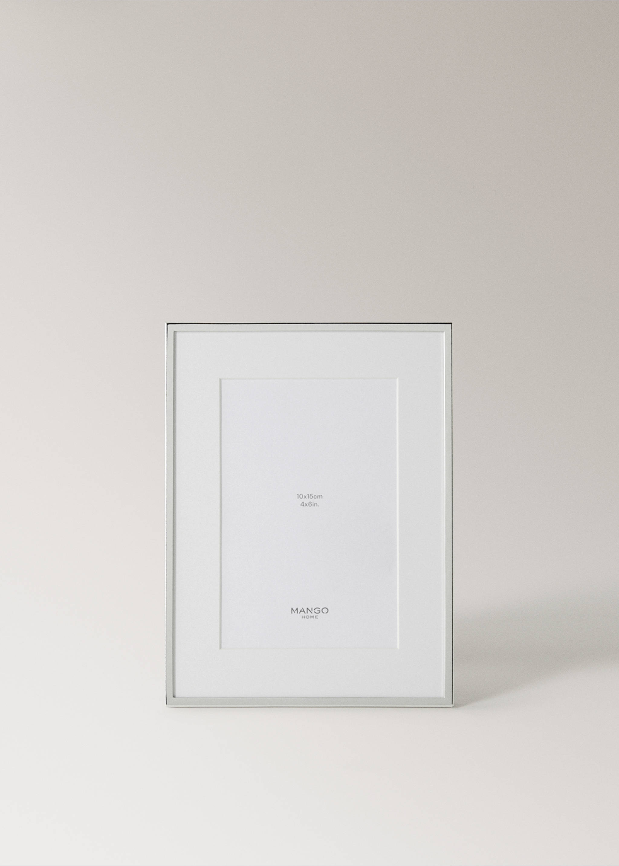 Passe-partout frame with metal profile - Article without model, Silver. Ref: 17011534-00.