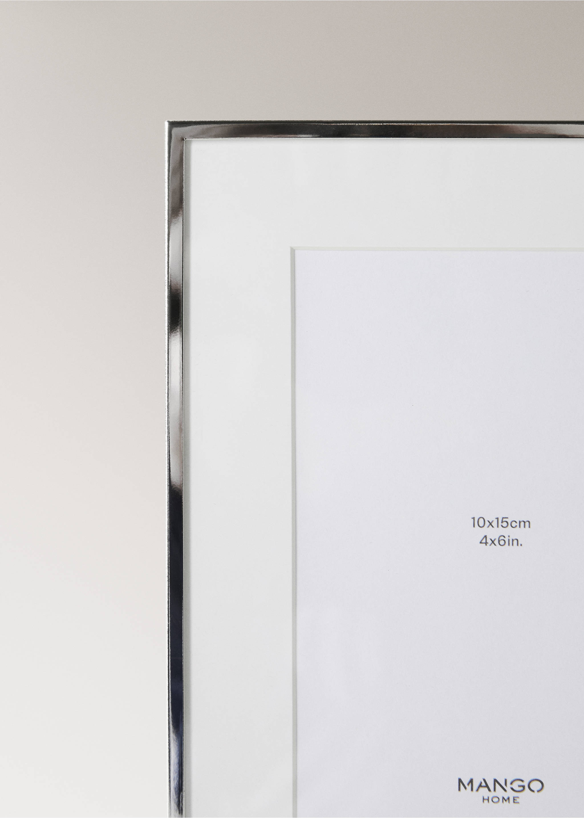 Passe-partout frame with metal profile - Details of the article 2, Silver. Ref: 17011534-00.