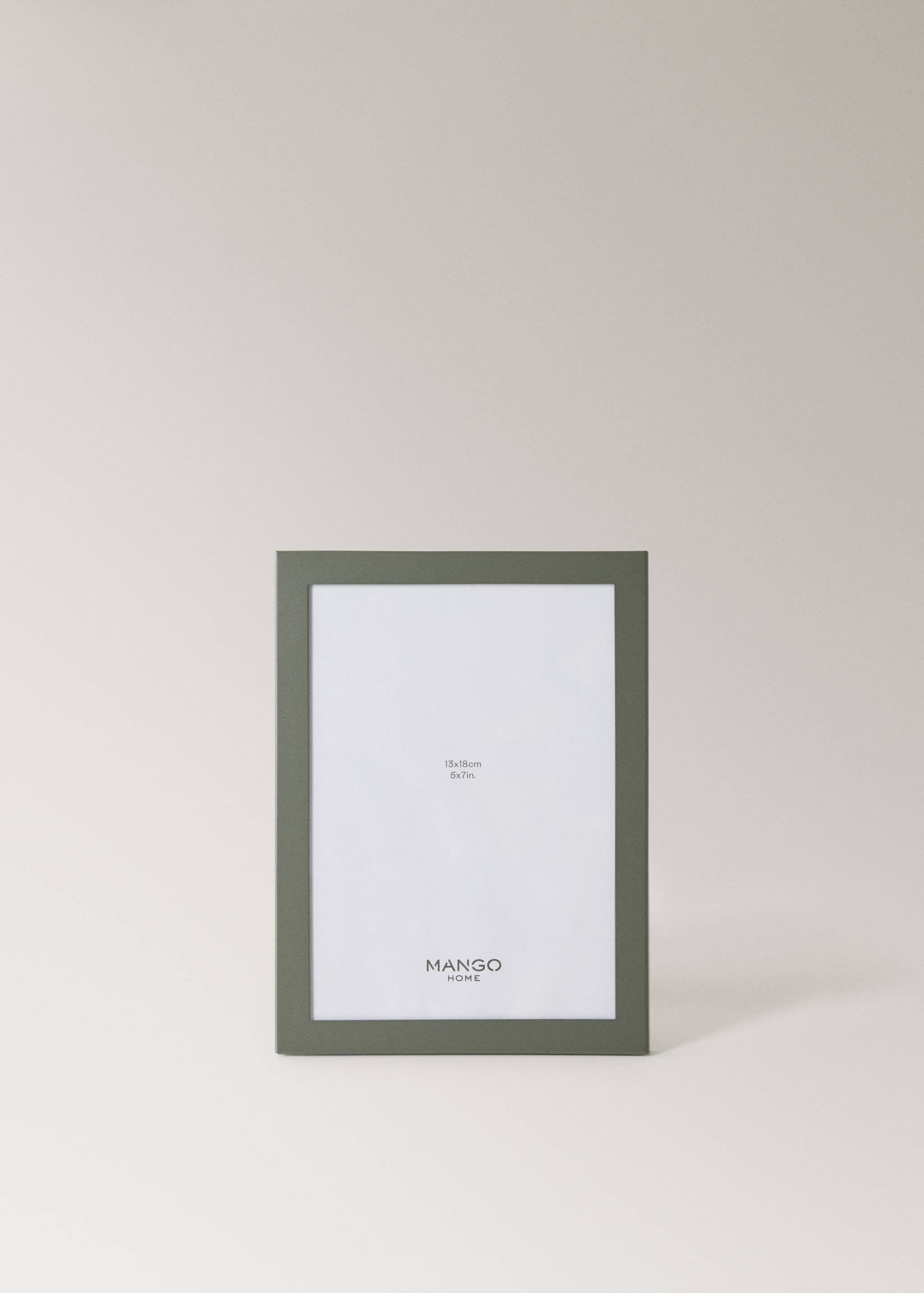 Prostokątna ramka z drewna - Artykuł bez modela/modelki