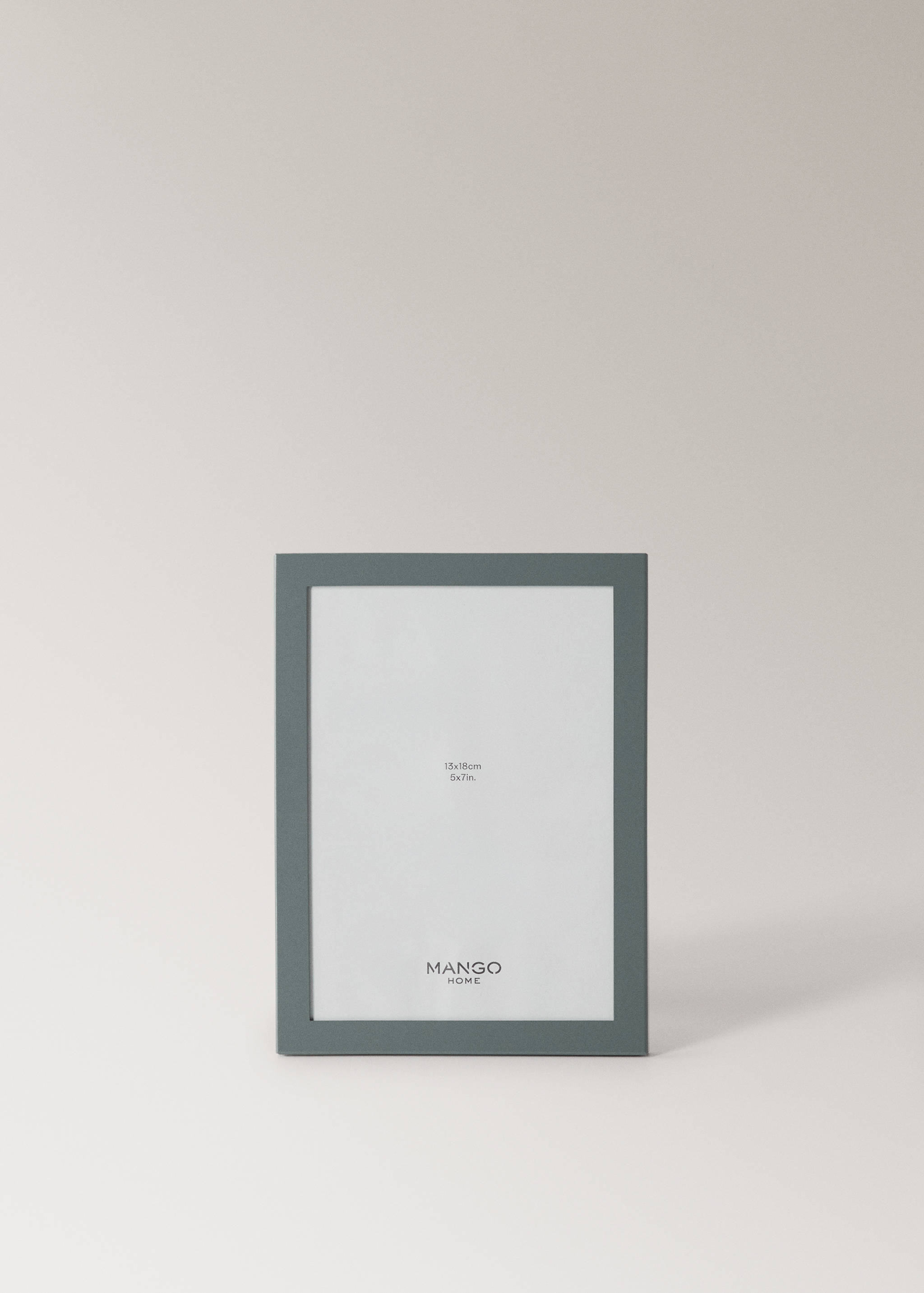 Prostokątna ramka z drewna - Artykuł bez modela/modelki